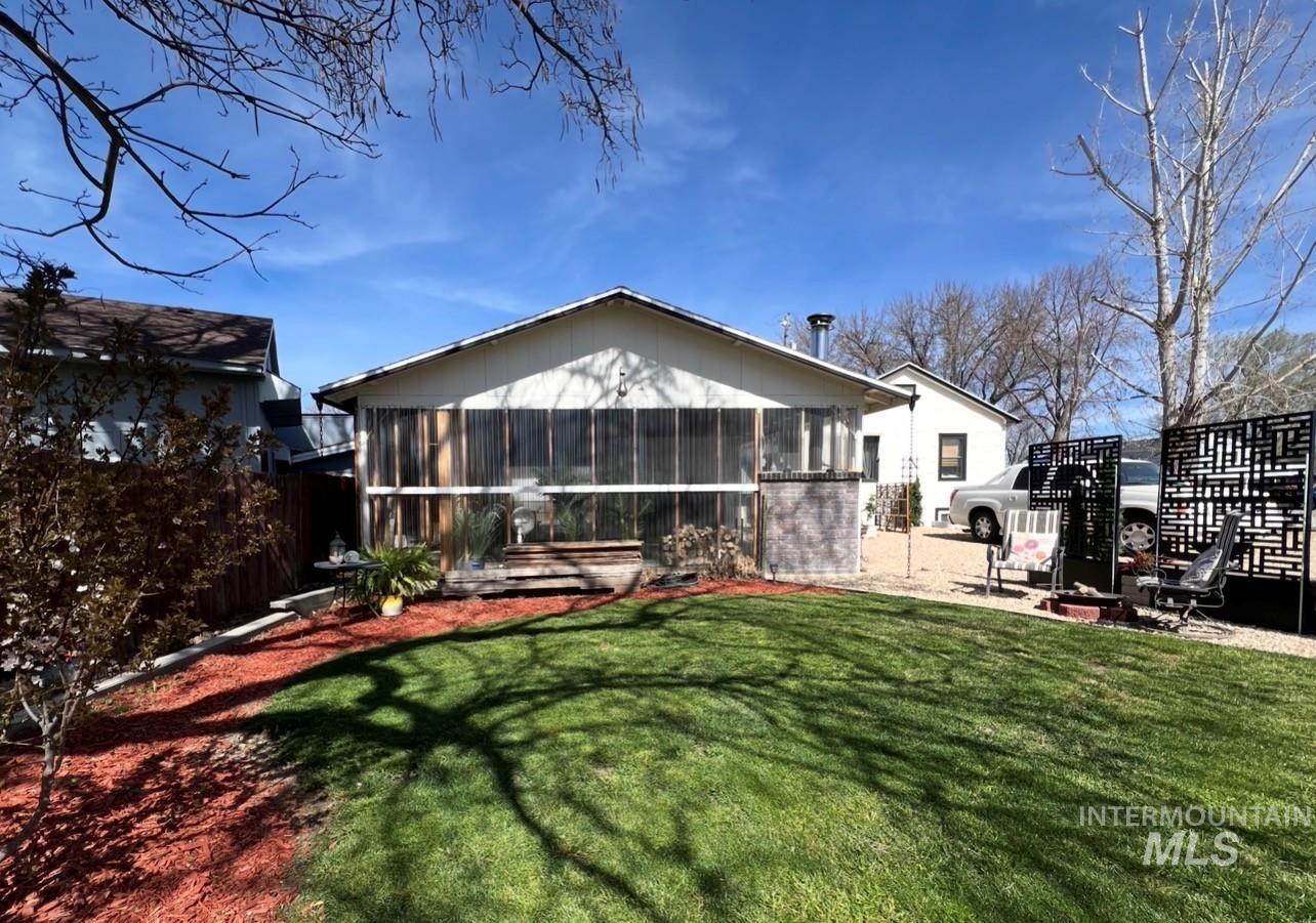 1223 N Ohio Ave., Caldwell, Idaho 83605, 3 Bedrooms, 2.5 Bathrooms, Residential For Sale, Price $425,000, 98980110