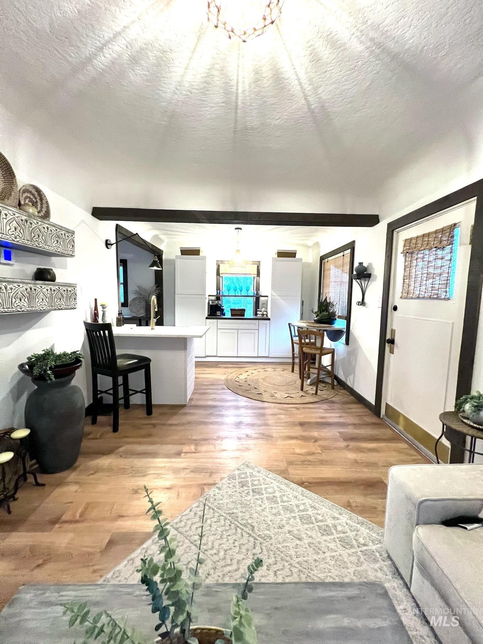 1223 N Ohio Ave., Caldwell, Idaho 83605, 3 Bedrooms, 2.5 Bathrooms, Residential For Sale, Price $425,000, 98980110