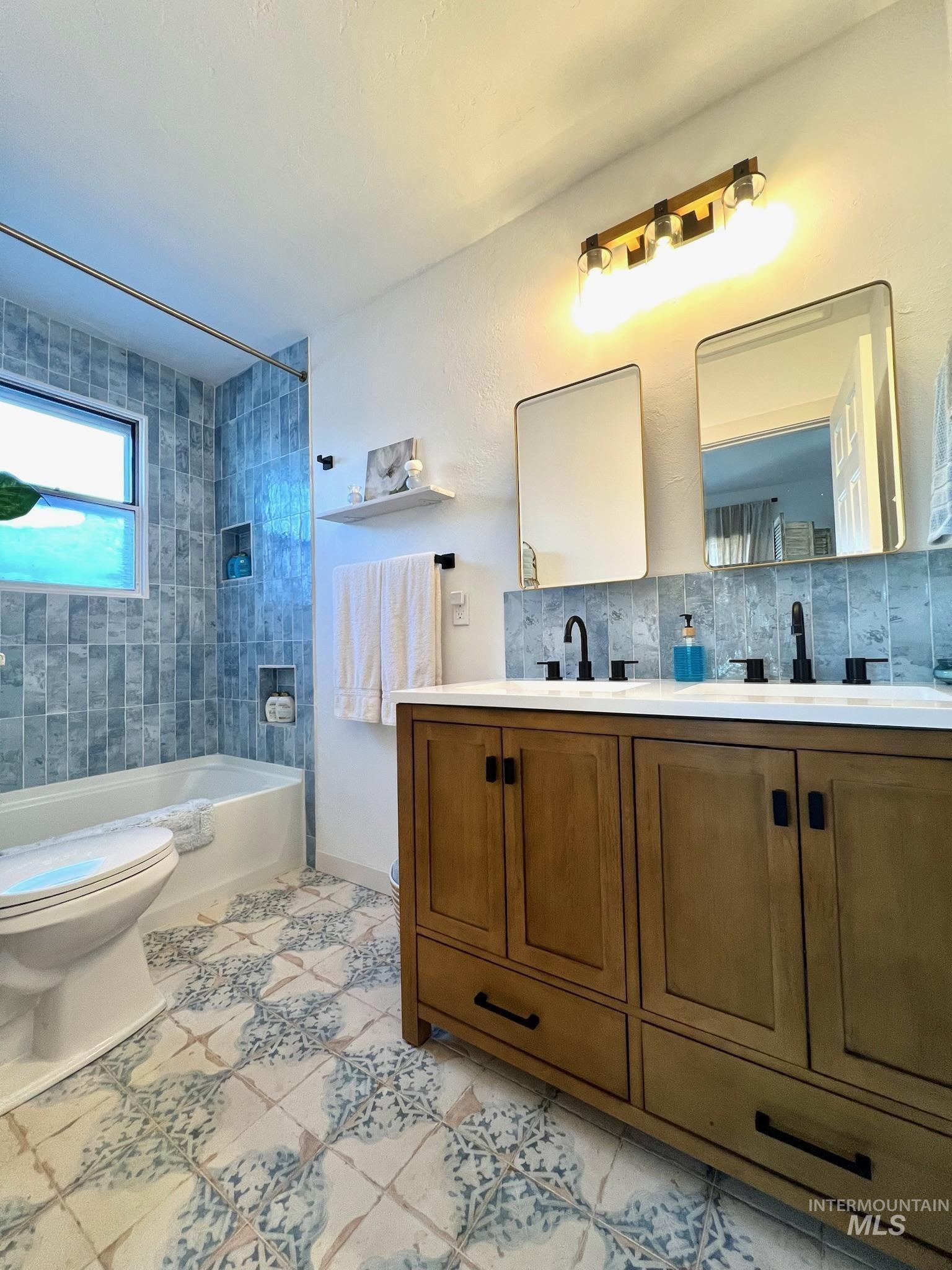 1223 N Ohio Ave., Caldwell, Idaho 83605, 3 Bedrooms, 2.5 Bathrooms, Residential For Sale, Price $425,000, 98980110