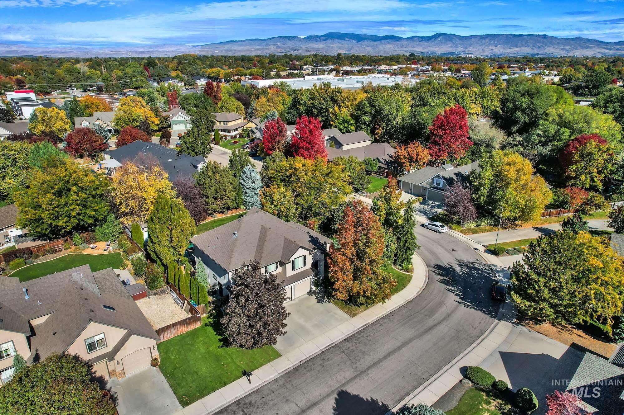 10996 W Southerland St, Boise, Idaho 83709, 6 Bedrooms, 4 Bathrooms, Residential For Sale, Price $799,900,MLS 98980112