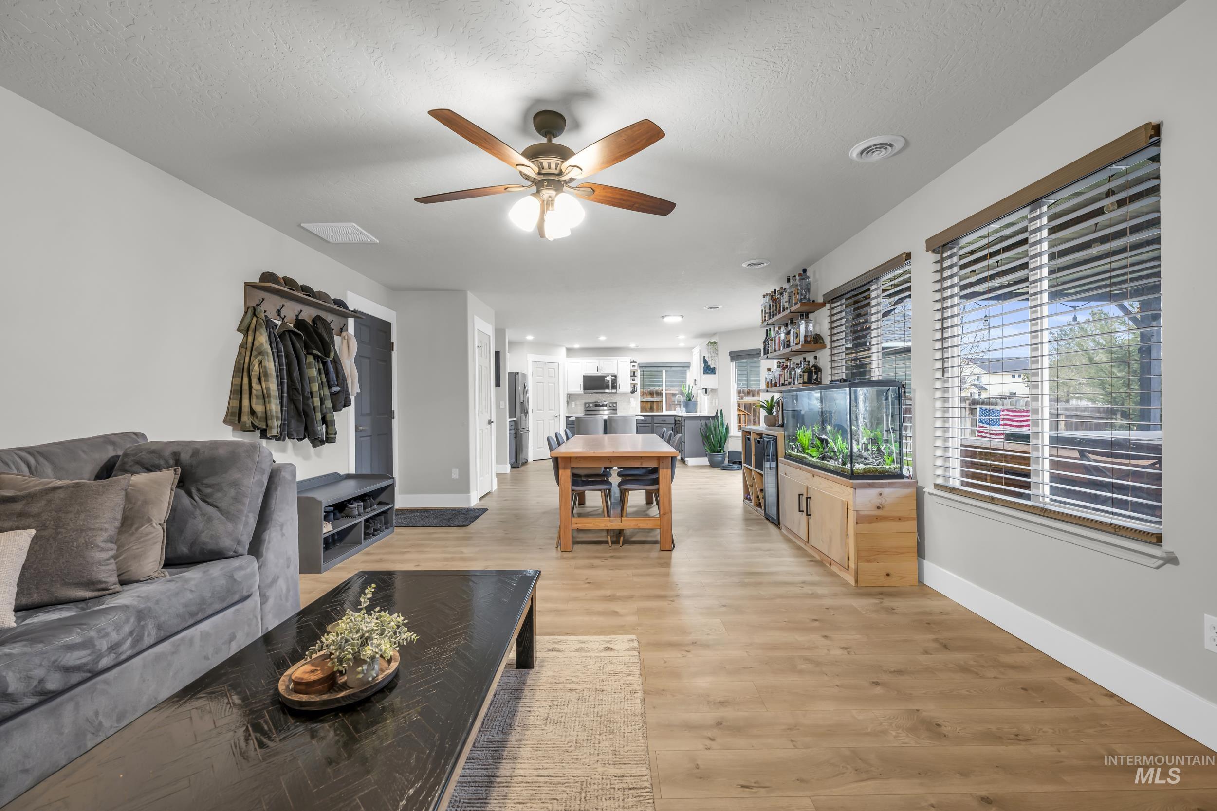 3614 S Creekwood Way, Boise, Idaho 83709, 4 Bedrooms, 2.5 Bathrooms, Residential For Sale, Price $619,000, 98980114