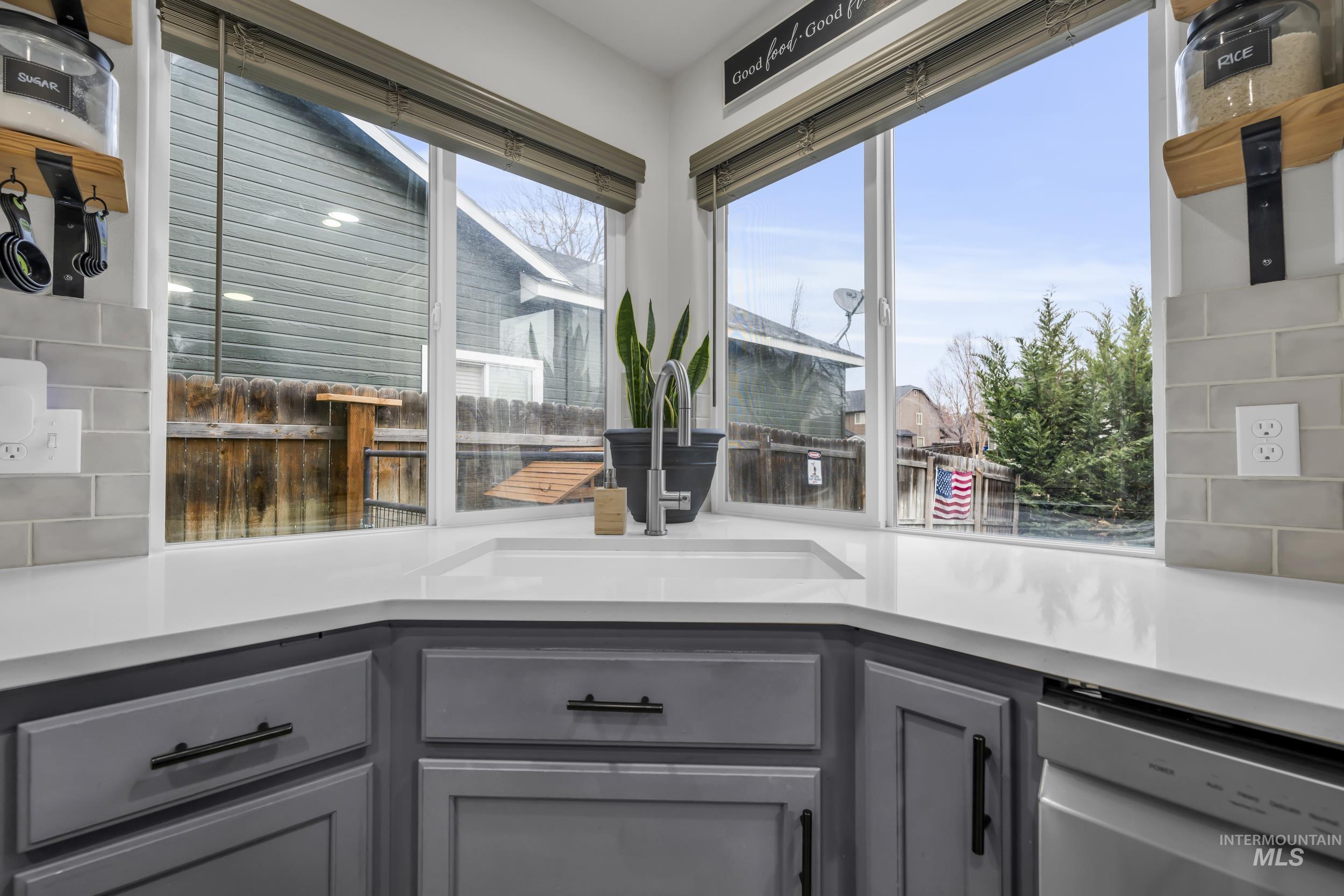 3614 S Creekwood Way, Boise, Idaho 83709, 4 Bedrooms, 2.5 Bathrooms, Residential For Sale, Price $619,000, 98980114