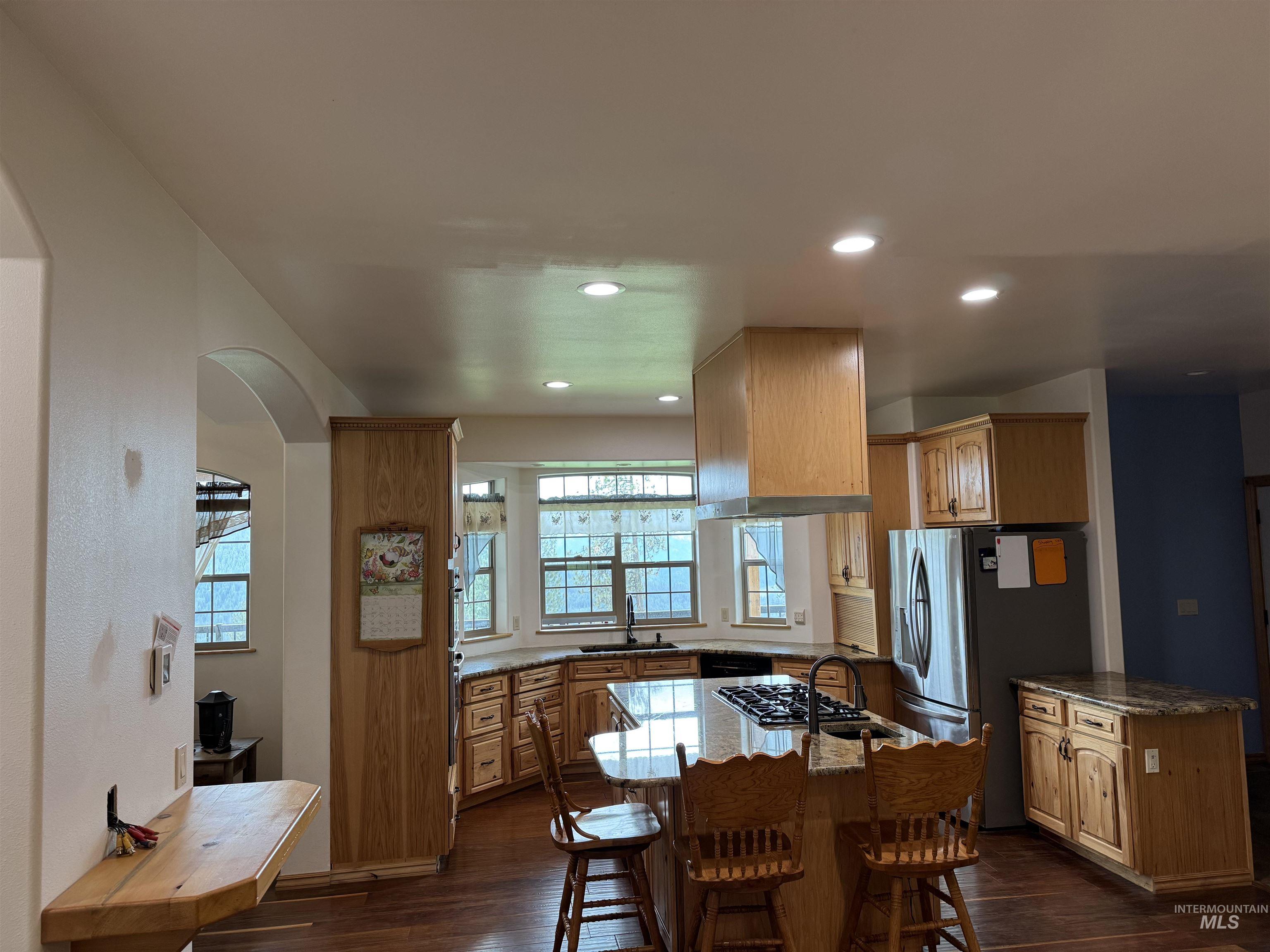5371 Upper Fords Creek, Orofino, Idaho 83544, 2 Bedrooms, 3.5 Bathrooms, Residential For Sale, Price $1,400,000,MLS 98980115
