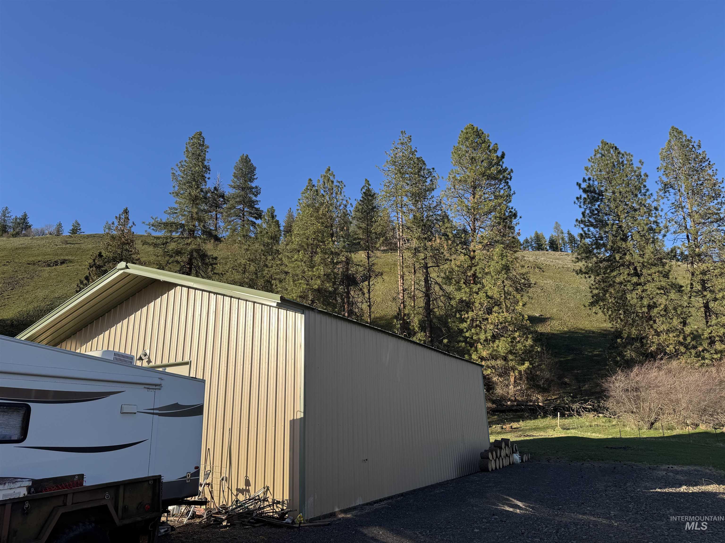 5371 Upper Fords Creek, Orofino, Idaho 83544, 2 Bedrooms, 3.5 Bathrooms, Residential For Sale, Price $1,500,000,MLS 98980115