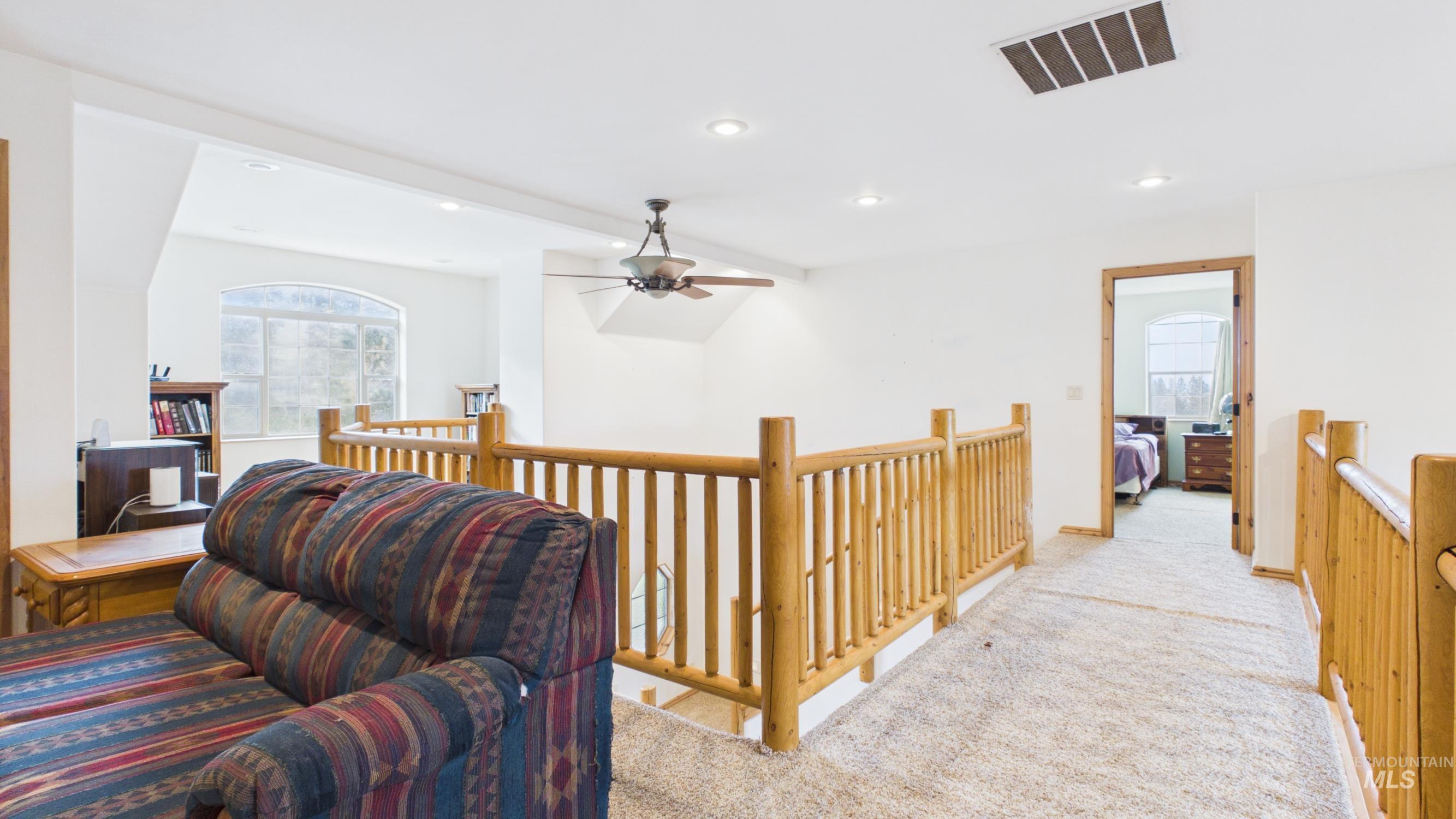 5371 Upper Fords Creek, Orofino, Idaho 83544, 2 Bedrooms, 3.5 Bathrooms, Residential For Sale, Price $1,500,000, 98980115