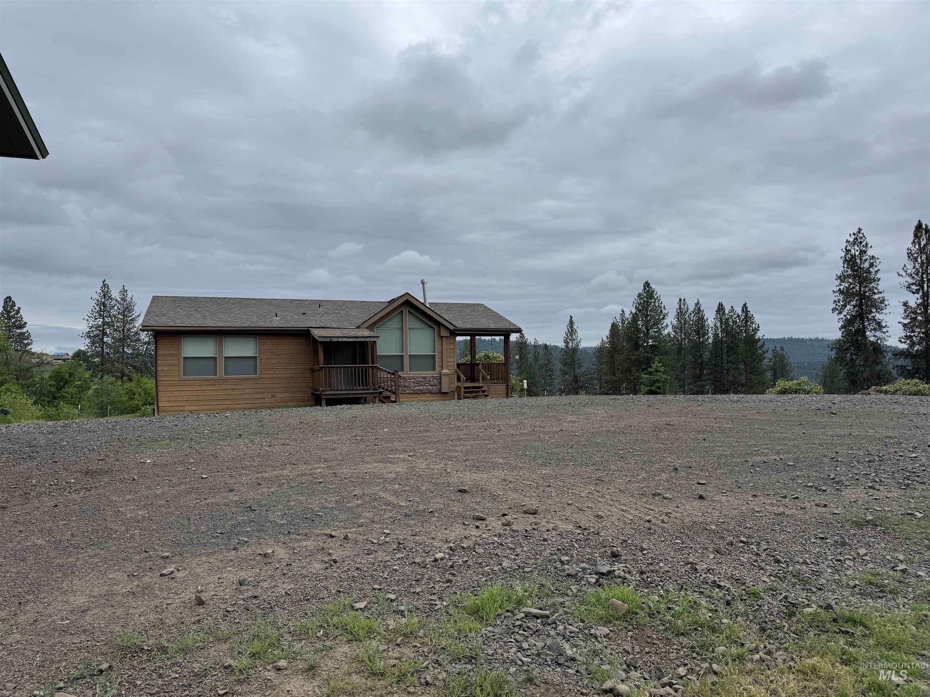 5371 Upper Fords Creek, Orofino, Idaho 83544, 2 Bedrooms, 3.5 Bathrooms, Residential For Sale, Price $1,400,000,MLS 98980115