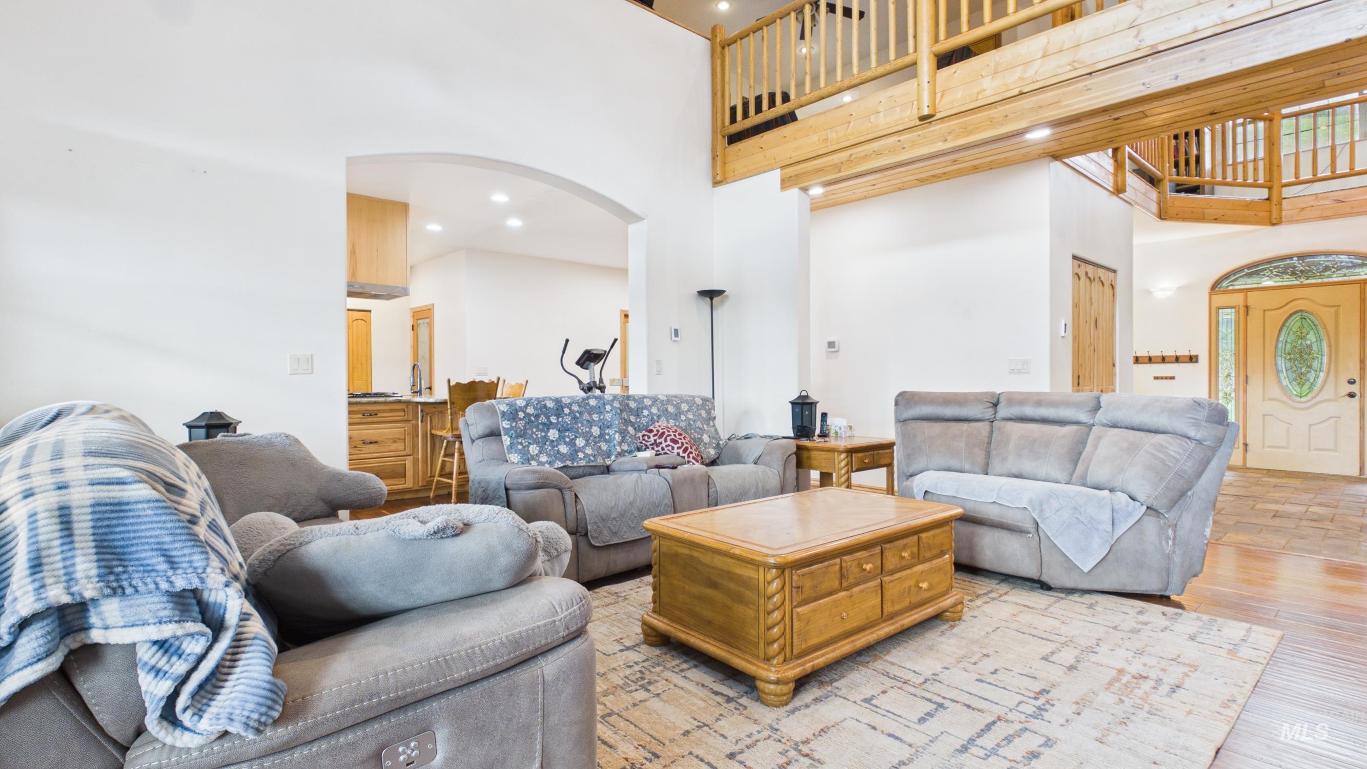 5371 Upper Fords Creek, Orofino, Idaho 83544, 2 Bedrooms, 3.5 Bathrooms, Residential For Sale, Price $1,500,000, 98980115