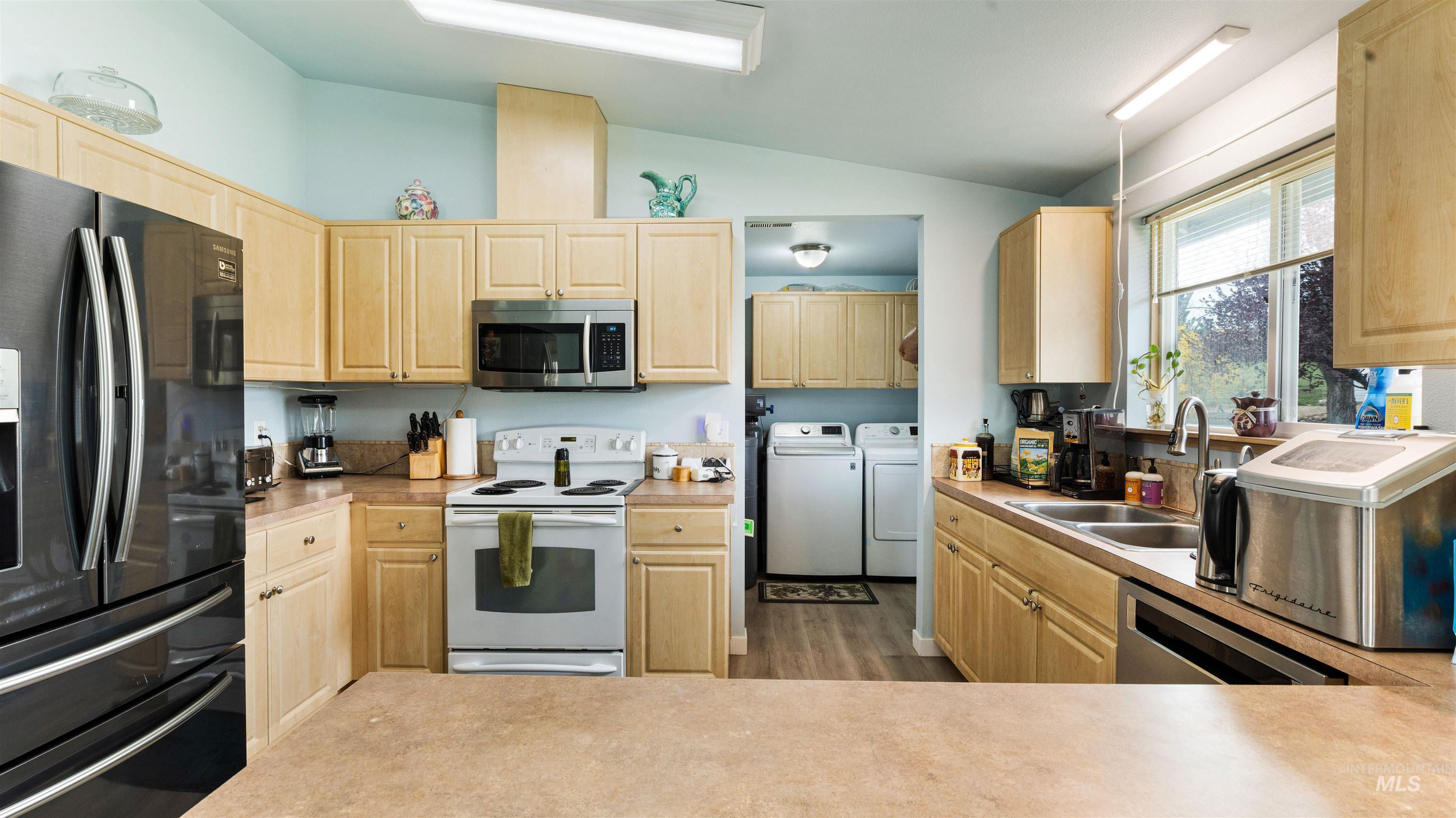 731 Tower Ln., Caldwell, Idaho 83607, 4 Bedrooms, 2 Bathrooms, Residential For Sale, Price $585,000,MLS 98980116