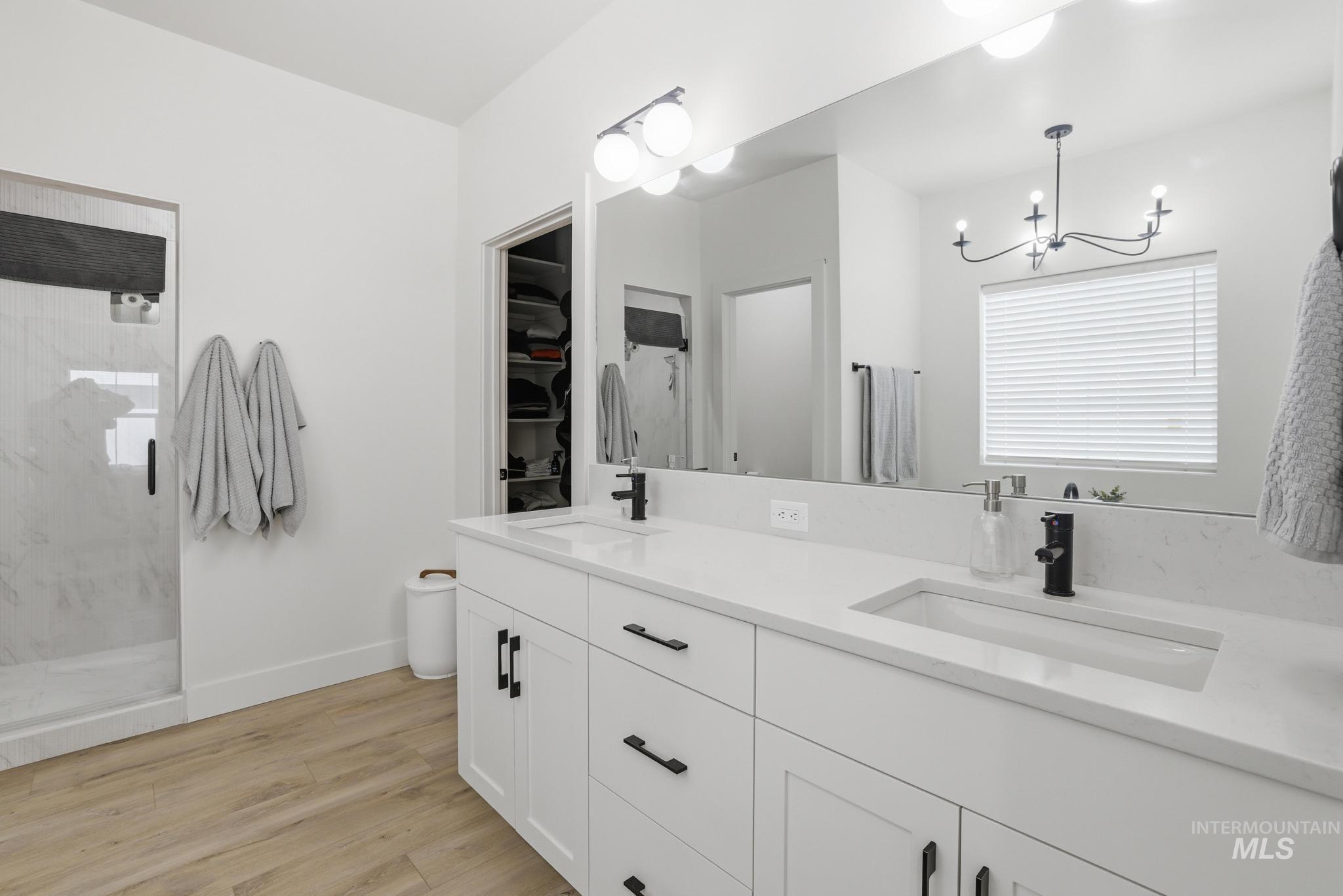 870 Cottonridge way, Kimberly, Idaho 83341, 3 Bedrooms, 2 Bathrooms, Residential For Sale, Price $599,999,MLS 98980120