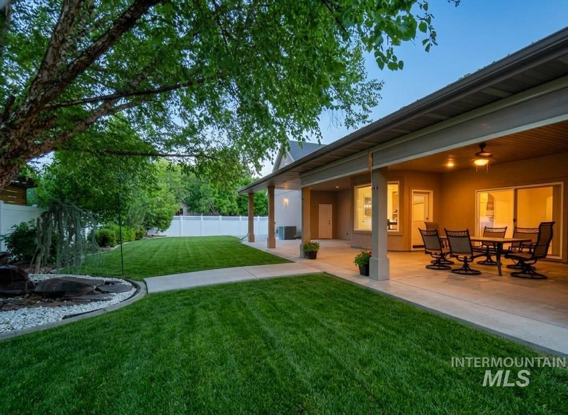 5231 N Morninggale Way, Boise, Idaho 83713, 4 Bedrooms, 3.5 Bathrooms, Residential For Sale, Price $825,000,MLS 98980122
