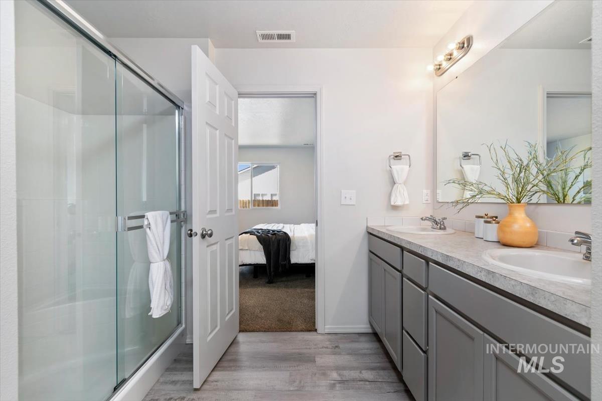 19585 Maywood Avenue, Caldwell, Idaho 83605, 4 Bedrooms, 2 Bathrooms, Residential For Sale, Price $415,000,MLS 98980125