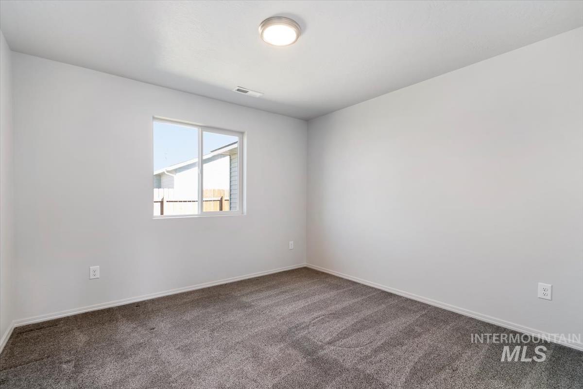 19585 Maywood Avenue, Caldwell, Idaho 83605, 4 Bedrooms, 2 Bathrooms, Residential For Sale, Price $415,000,MLS 98980125