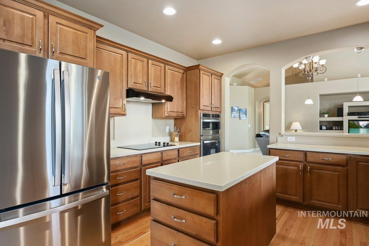 1841 Canyon Park Ct, Twin Falls, Idaho 83301, 3 Bedrooms, 2 Bathrooms, Residential For Sale, Price $535,000,MLS 98980129