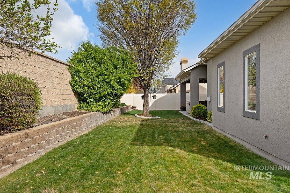 1841 Canyon Park Ct, Twin Falls, Idaho 83301, 3 Bedrooms, 2 Bathrooms, Residential For Sale, Price $535,000,MLS 98980129