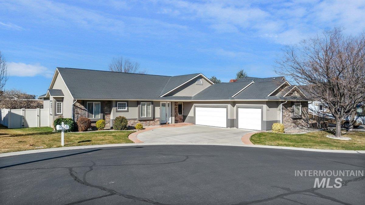 1841 Canyon Park Ct, Twin Falls, Idaho 83301, 3 Bedrooms, 2 Bathrooms, Residential For Sale, Price $535,000,MLS 98980129