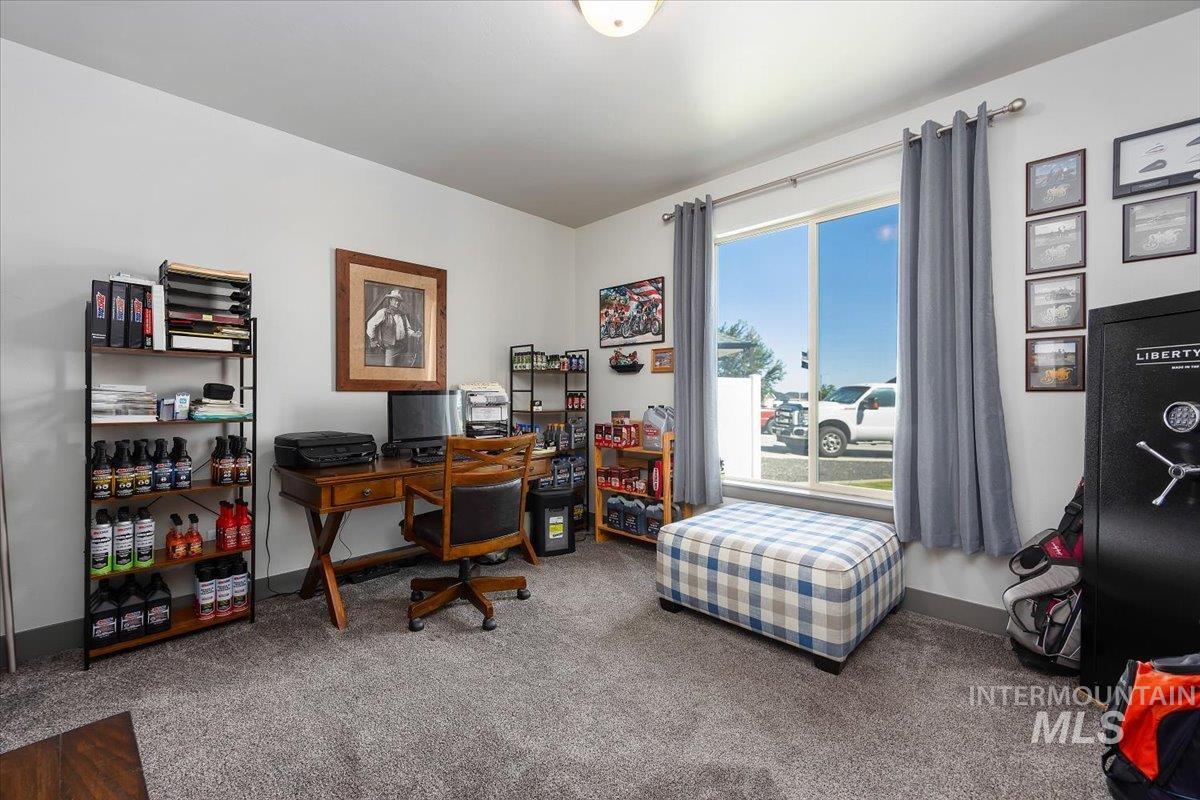 225 Slate Springs Ct, Kimberly, Idaho 83341-2301, 3 Bedrooms, 2 Bathrooms, Residential For Sale, Price $434,900,MLS 98980130