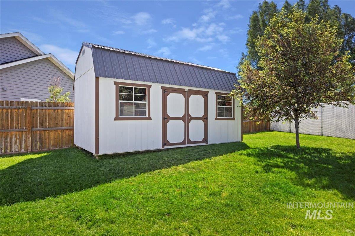 225 Slate Springs Ct, Kimberly, Idaho 83341-2301, 3 Bedrooms, 2 Bathrooms, Residential For Sale, Price $434,900,MLS 98980130