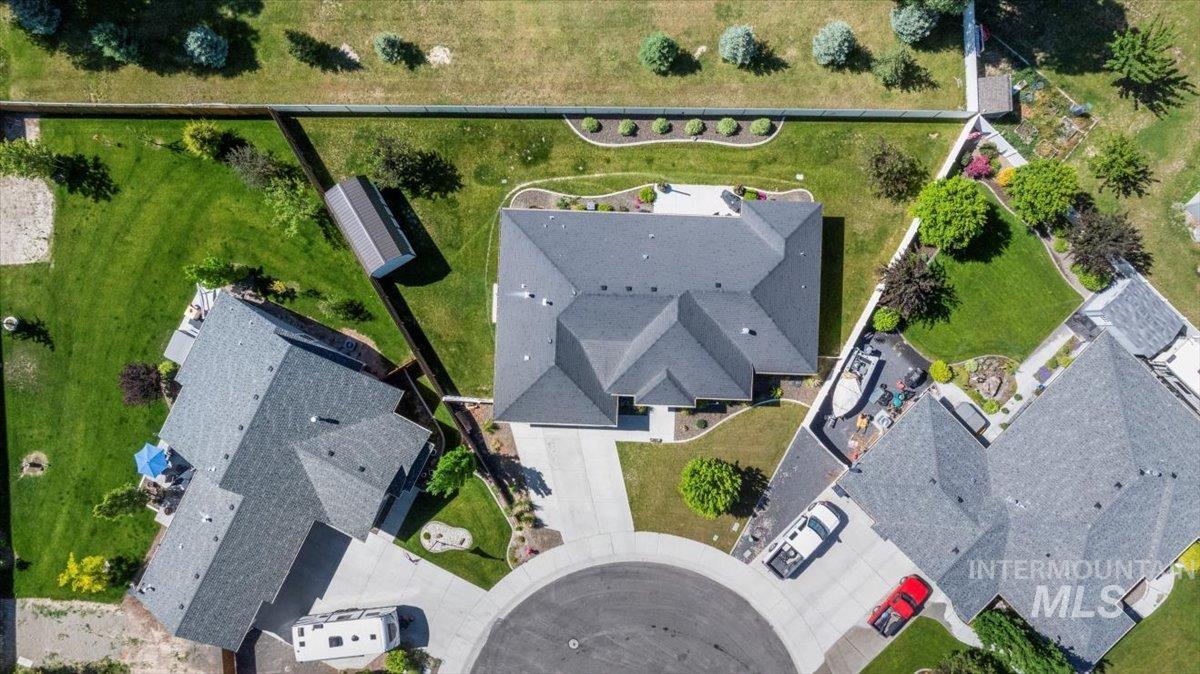 225 Slate Springs Ct, Kimberly, Idaho 83341-2301, 3 Bedrooms, 2 Bathrooms, Residential For Sale, Price $434,900,MLS 98980130