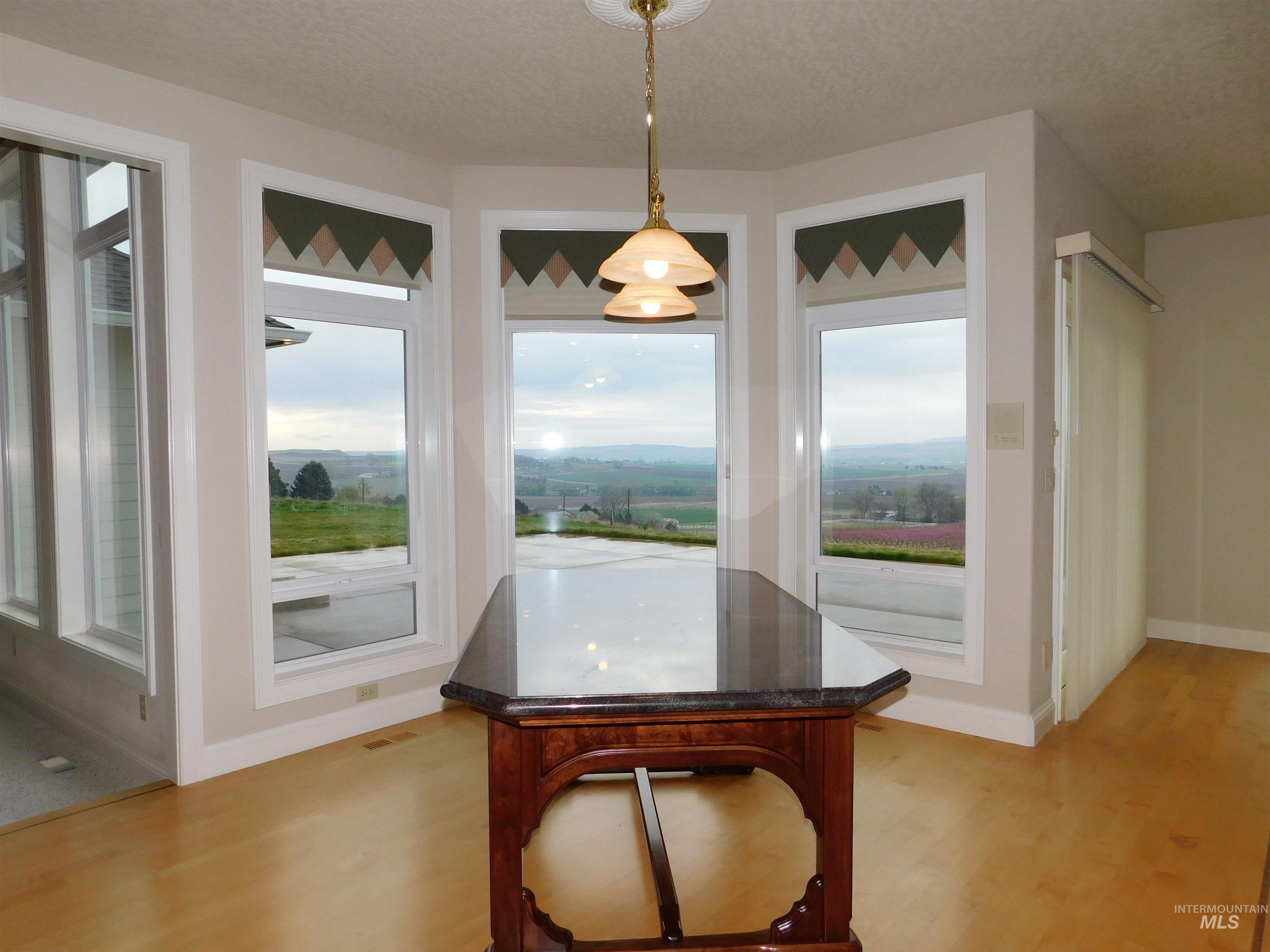 17777 Allendale Rd, Wilder, Idaho 83676, 5 Bedrooms, 4.5 Bathrooms, Residential For Sale, Price $3,500,000,MLS 98980131