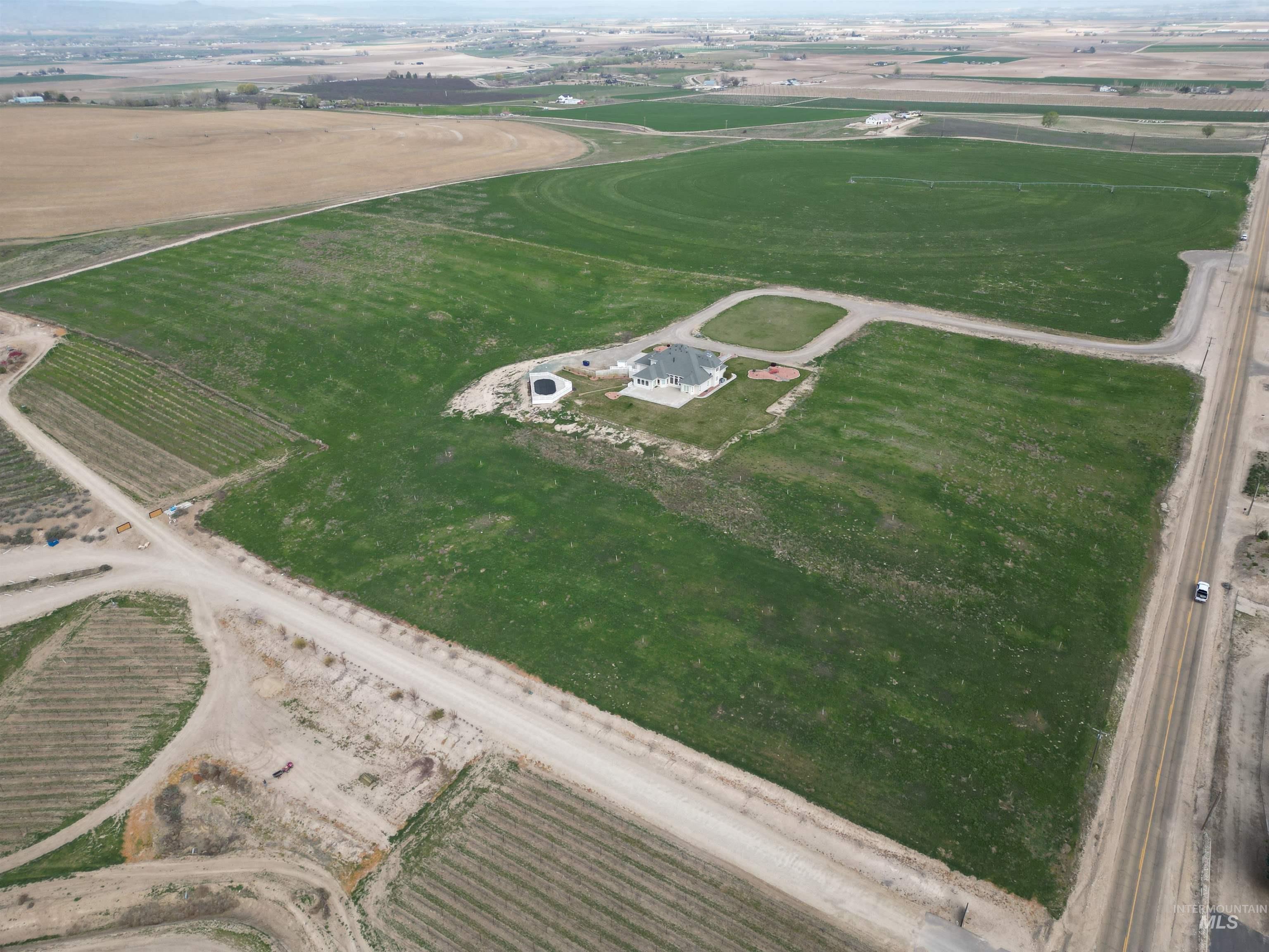 17777 Allendale Rd, Wilder, Idaho 83676, 5 Bedrooms, 4.5 Bathrooms, Residential For Sale, Price $3,500,000,MLS 98980131