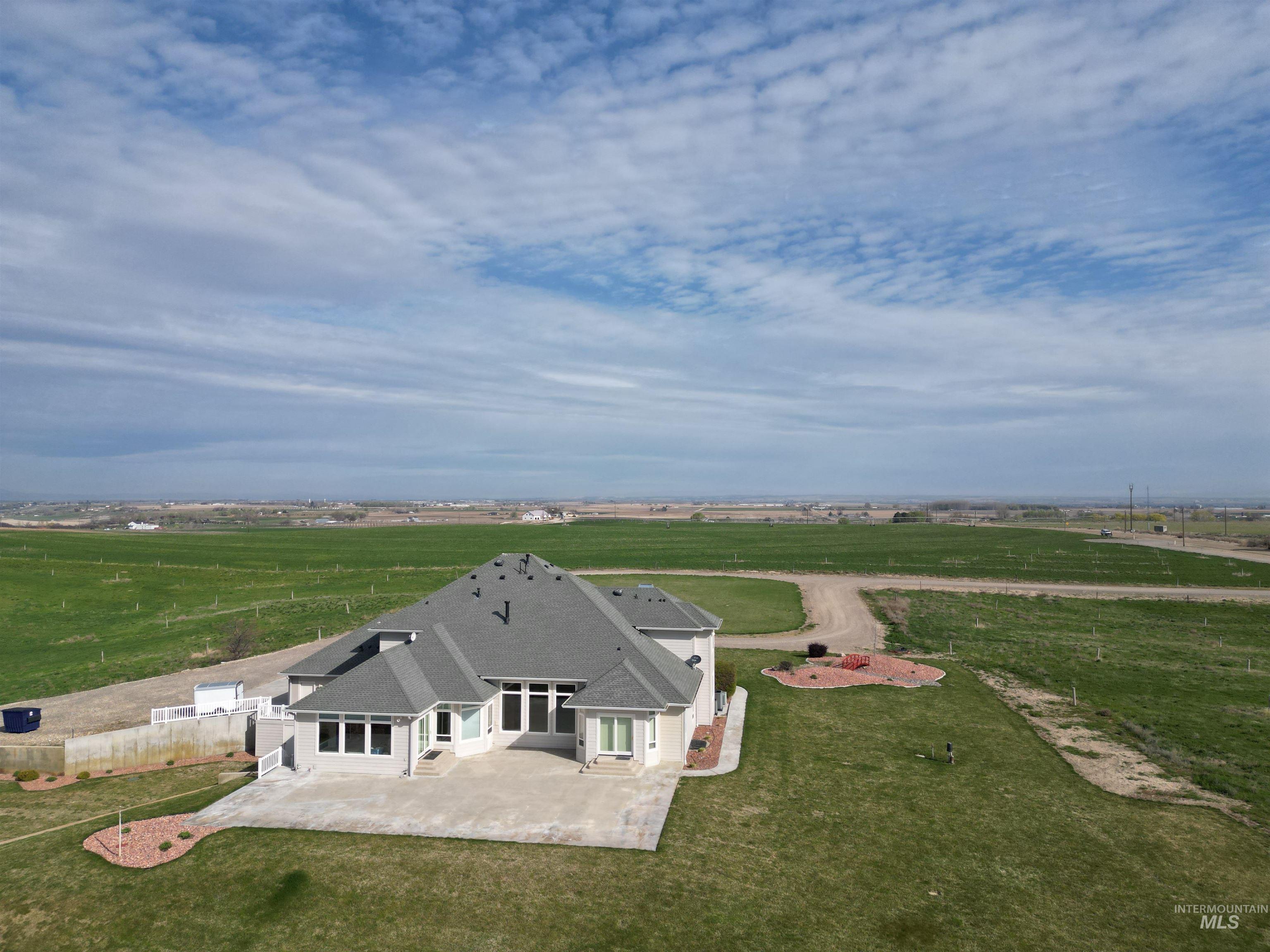 17777 Allendale Rd, Wilder, Idaho 83676, 5 Bedrooms, 4.5 Bathrooms, Residential For Sale, Price $3,500,000,MLS 98980131