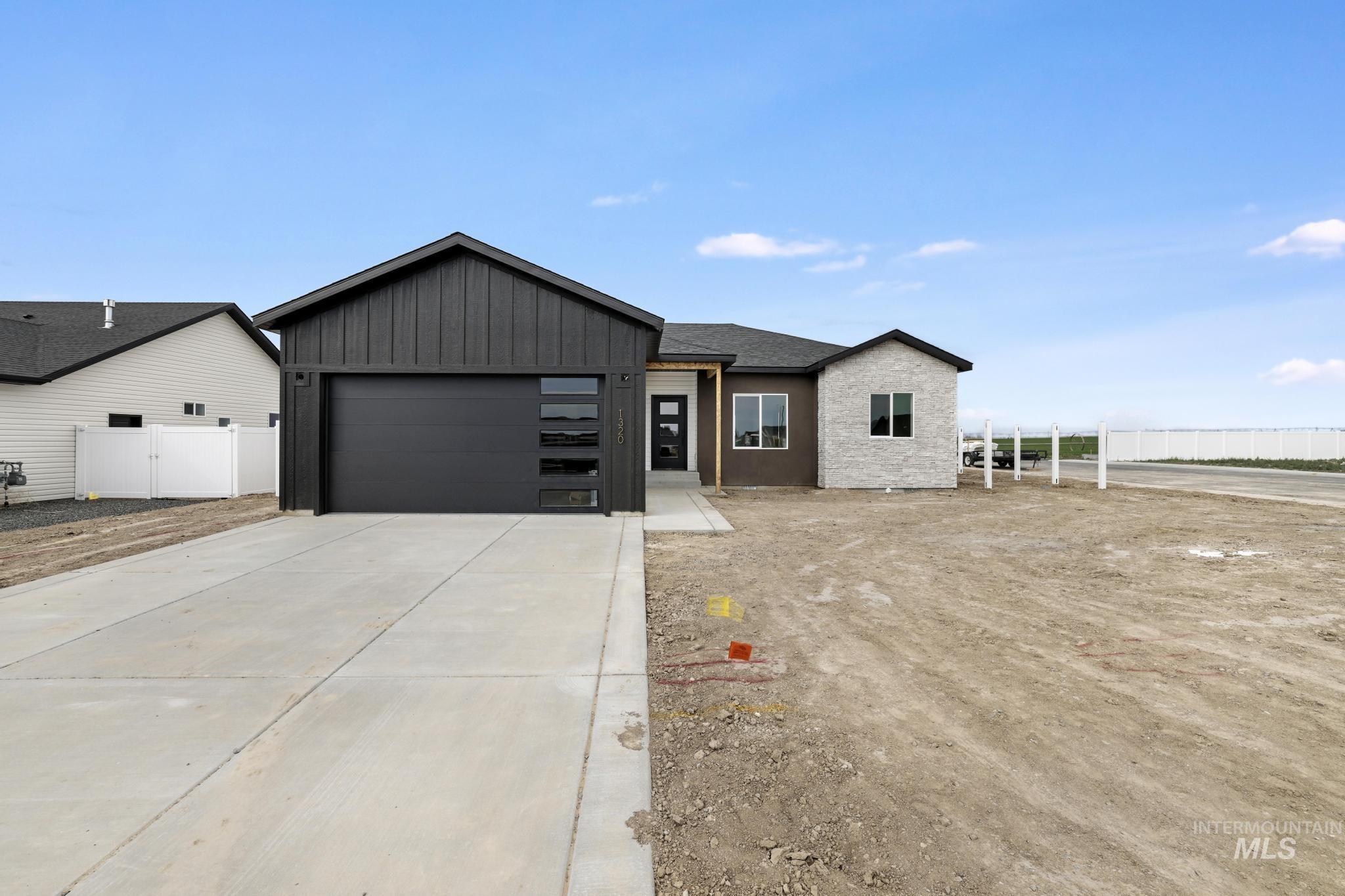 1320 E 20th, Jerome, Idaho 83338, 3 Bedrooms, 2 Bathrooms, Residential For Sale, Price $369,900,MLS 98980134