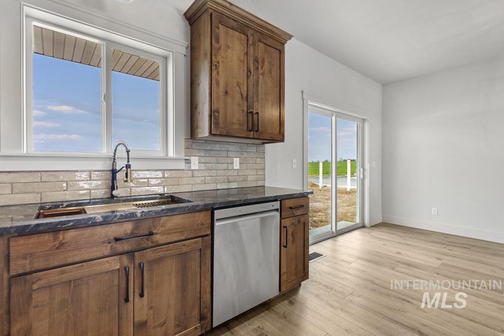 1320 E 20th, Jerome, Idaho 83338, 3 Bedrooms, 2 Bathrooms, Residential For Sale, Price $369,900,MLS 98980134