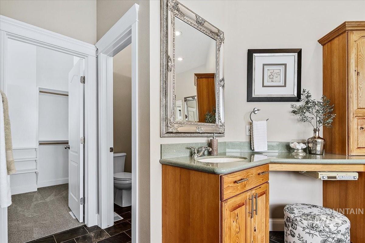 3136 N Brumby Ln, Kuna, Idaho 83634, 4 Bedrooms, 3.5 Bathrooms, Residential For Sale, Price $1,312,500,MLS 98980137