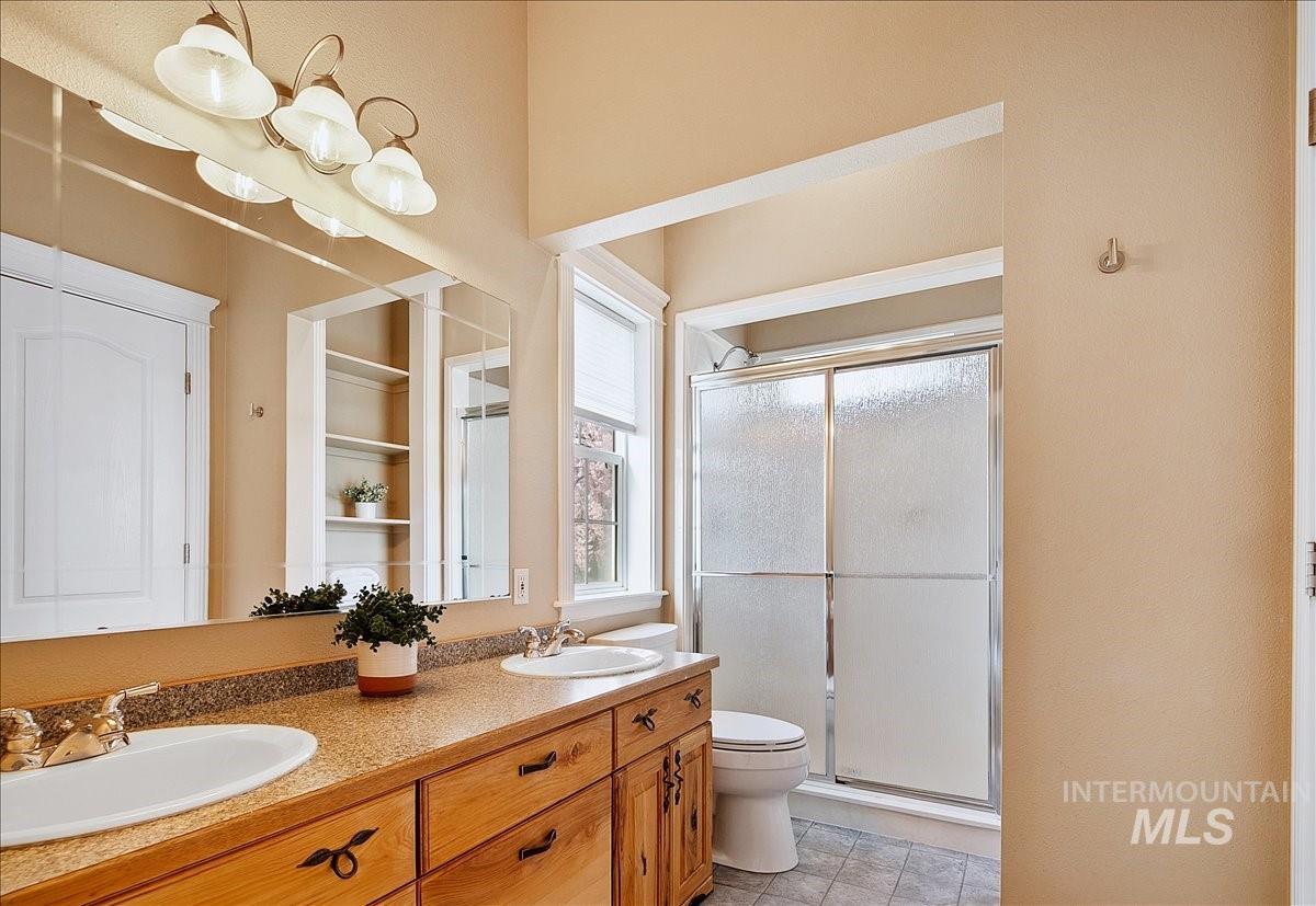 3136 N Brumby Ln, Kuna, Idaho 83634, 4 Bedrooms, 3.5 Bathrooms, Residential For Sale, Price $1,312,500,MLS 98980137