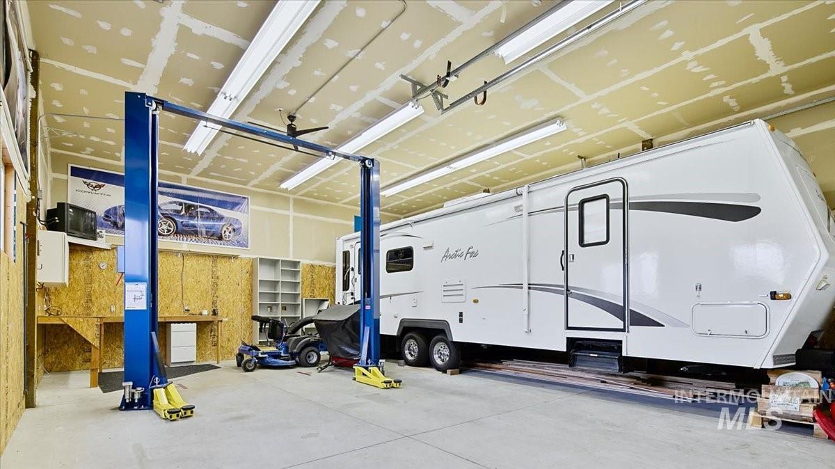 3136 N Brumby Ln, Kuna, Idaho 83634, 4 Bedrooms, 3.5 Bathrooms, Residential For Sale, Price $1,312,500,MLS 98980137