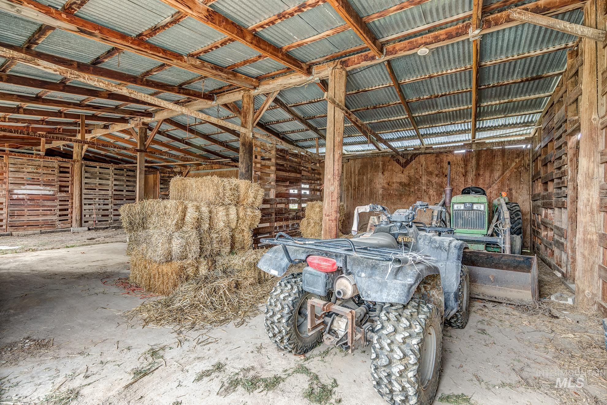 4484 Community Rd, Ontario, Oregon 97914, 3 Bedrooms, 2 Bathrooms, Residential For Sale, Price $450,000, 98980138