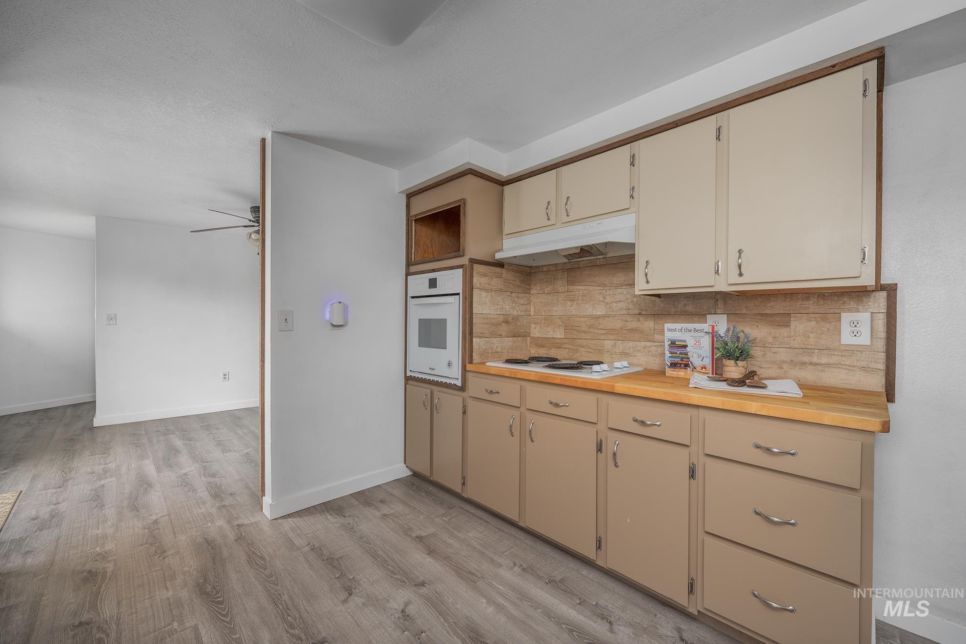 4484 Community Rd, Ontario, Oregon 97914, 3 Bedrooms, 2 Bathrooms, Residential For Sale, Price $450,000, 98980138