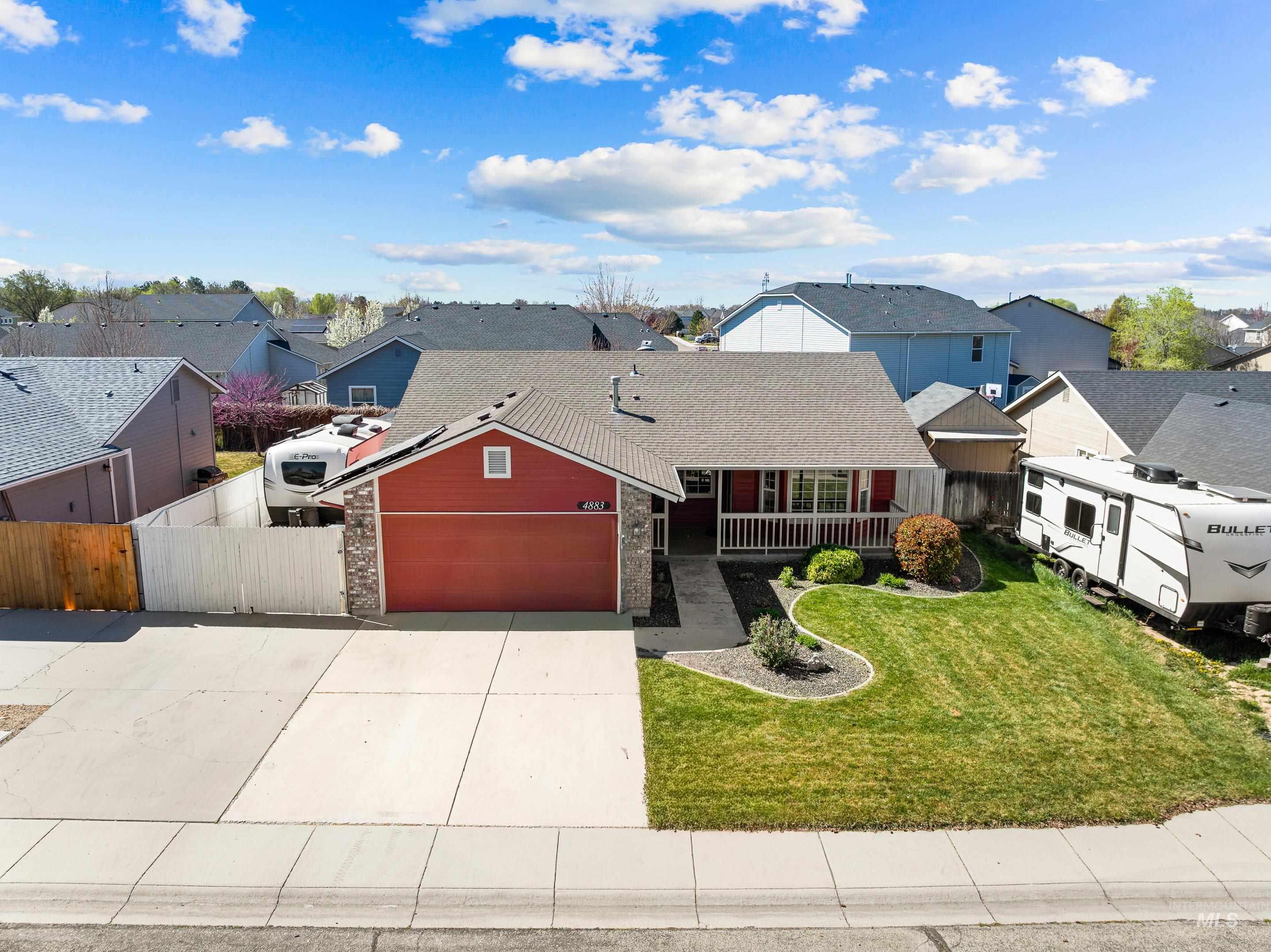 4883 S Rawhide Drive, Boise, Idaho 83709, 3 Bedrooms, 2 Bathrooms, Residential For Sale, Price $390,000,MLS 98980139