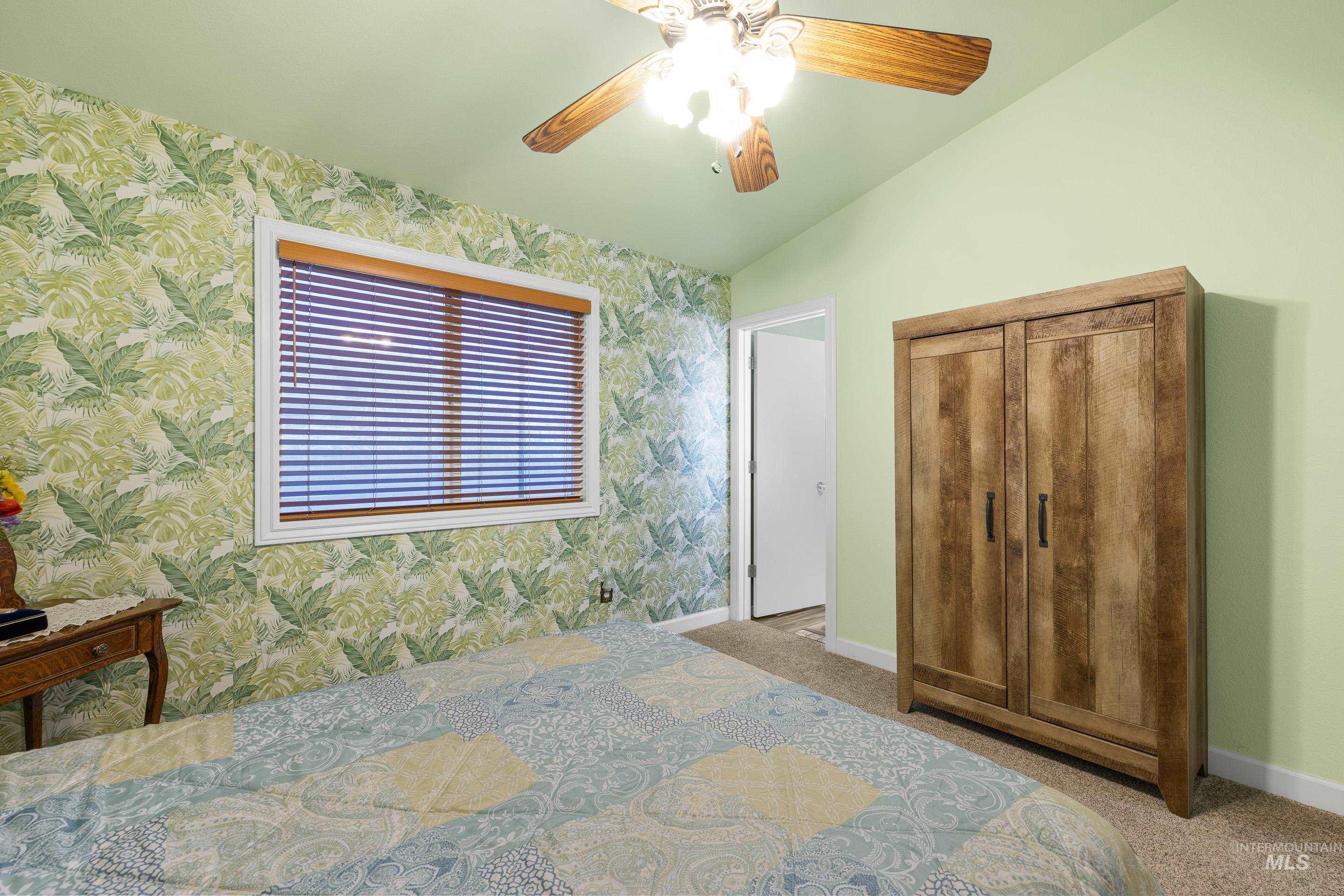 4883 S Rawhide Drive, Boise, Idaho 83709, 3 Bedrooms, 2 Bathrooms, Residential For Sale, Price $390,000,MLS 98980139