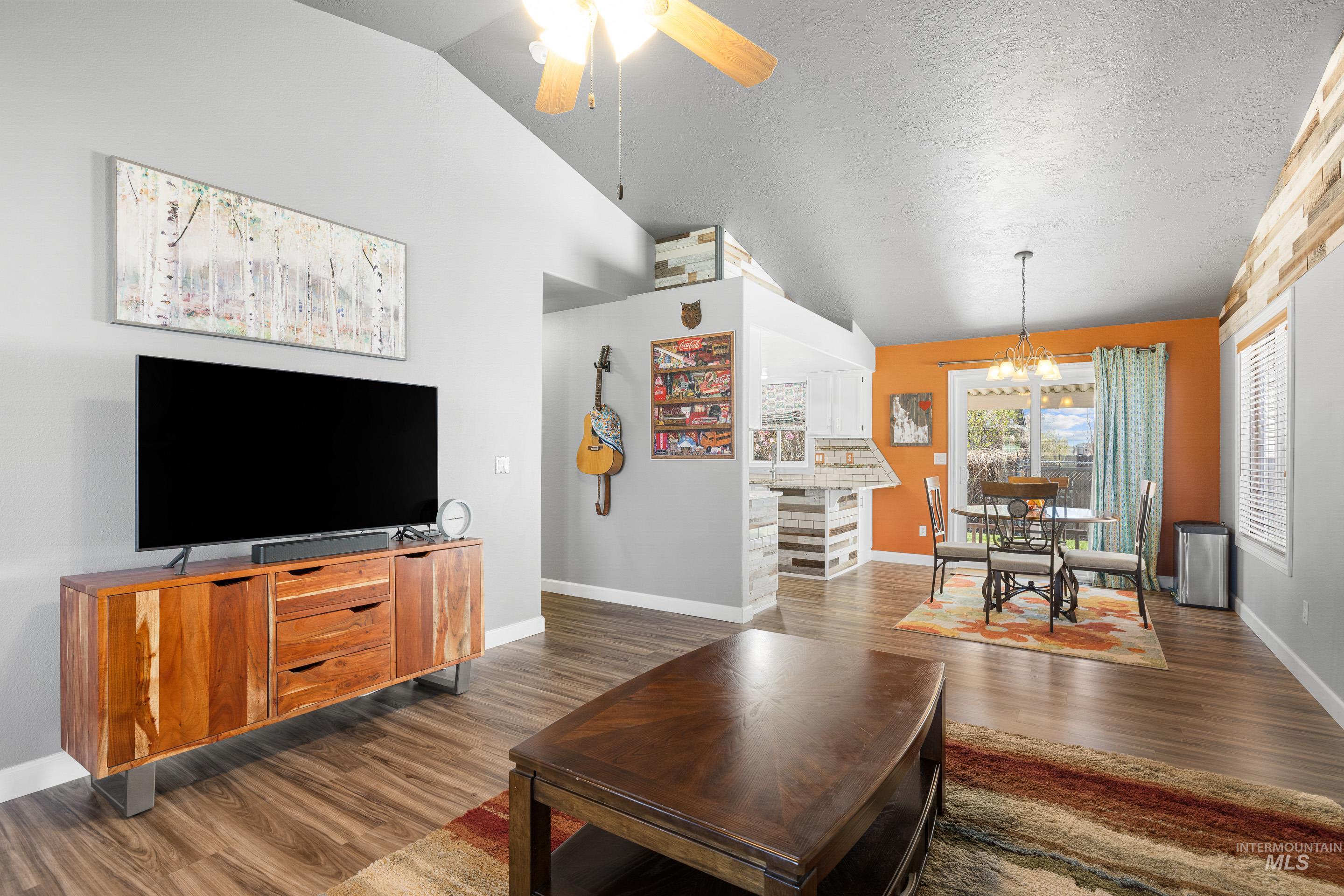 4883 S Rawhide Drive, Boise, Idaho 83709, 3 Bedrooms, 2 Bathrooms, Residential For Sale, Price $390,000,MLS 98980139