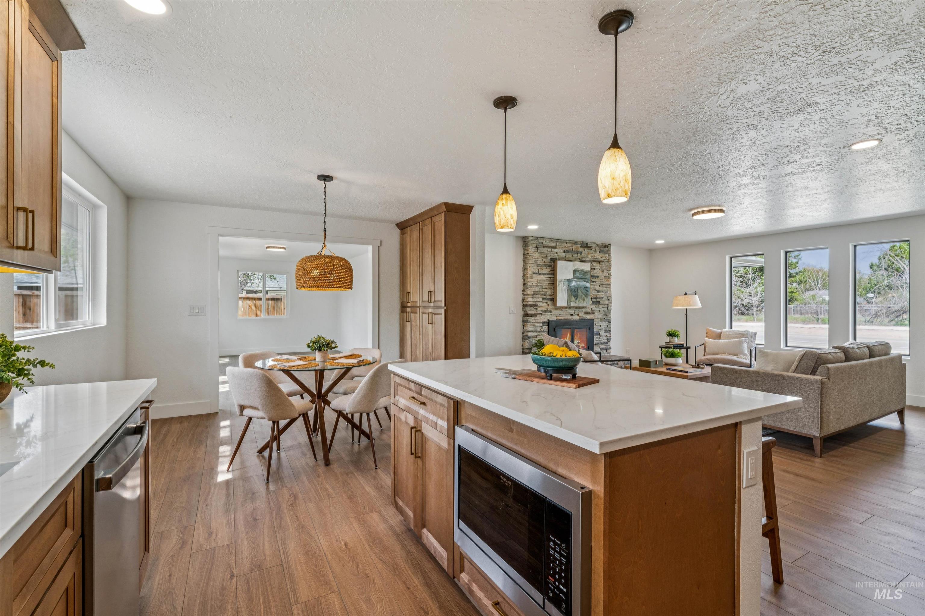 9709 W McMillan, Boise, Idaho 83704, 3 Bedrooms, 2 Bathrooms, Residential For Sale, Price $489,000, 98980140