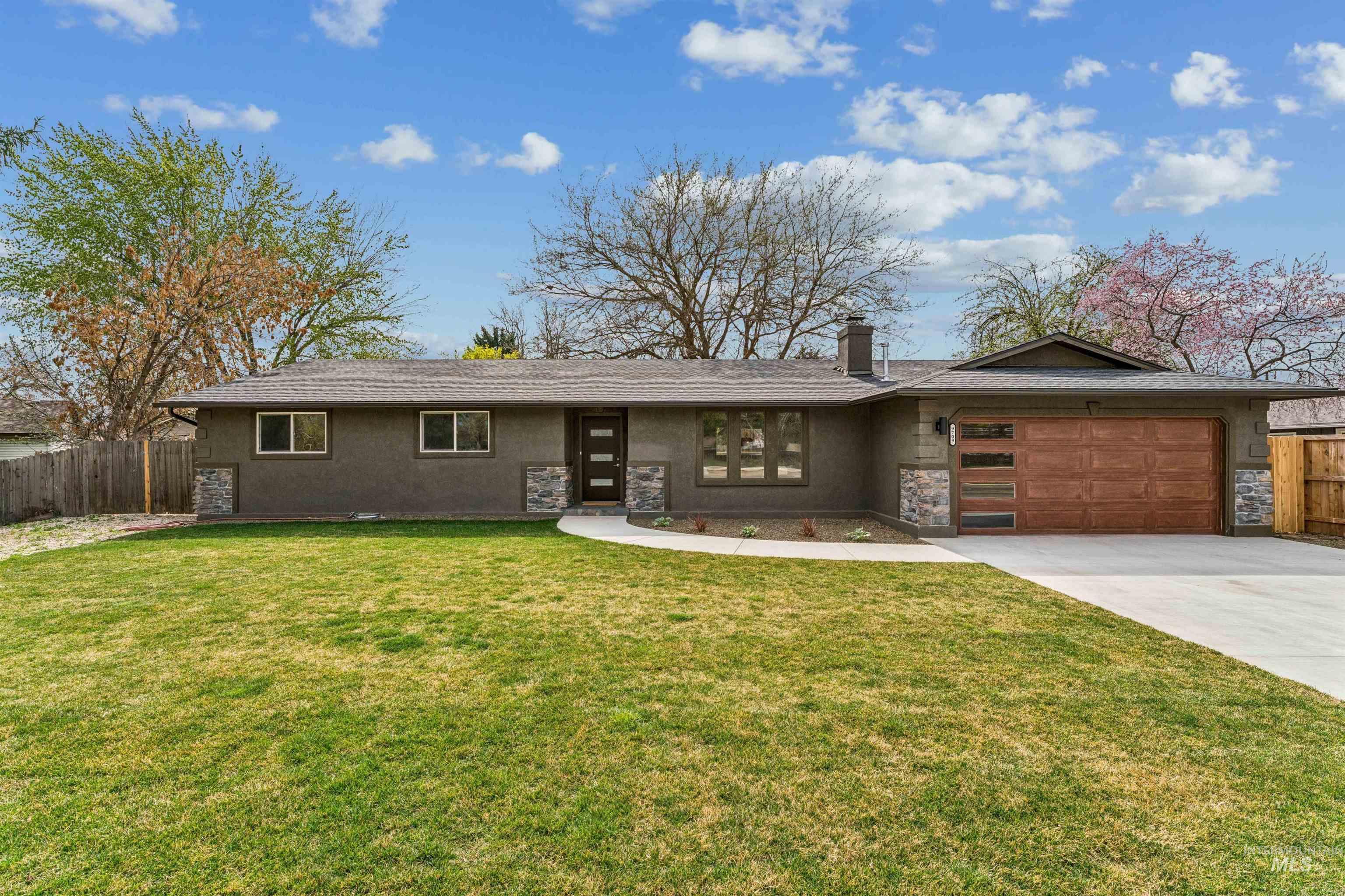 9709 W McMillan, Boise, Idaho 83704, 3 Bedrooms, 2 Bathrooms, Residential For Sale, Price $489,000, 98980140