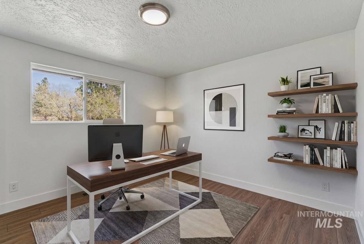 9709 W McMillan, Boise, Idaho 83704, 3 Bedrooms, 2 Bathrooms, Residential For Sale, Price $489,000, 98980140