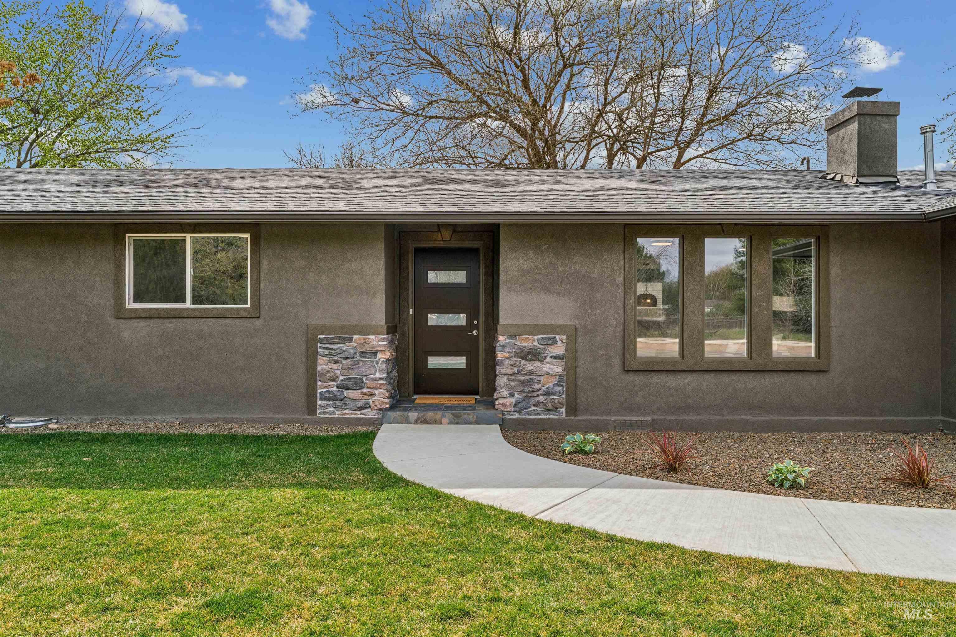 9709 W McMillan, Boise, Idaho 83704, 3 Bedrooms, 2 Bathrooms, Residential For Sale, Price $489,000, 98980140