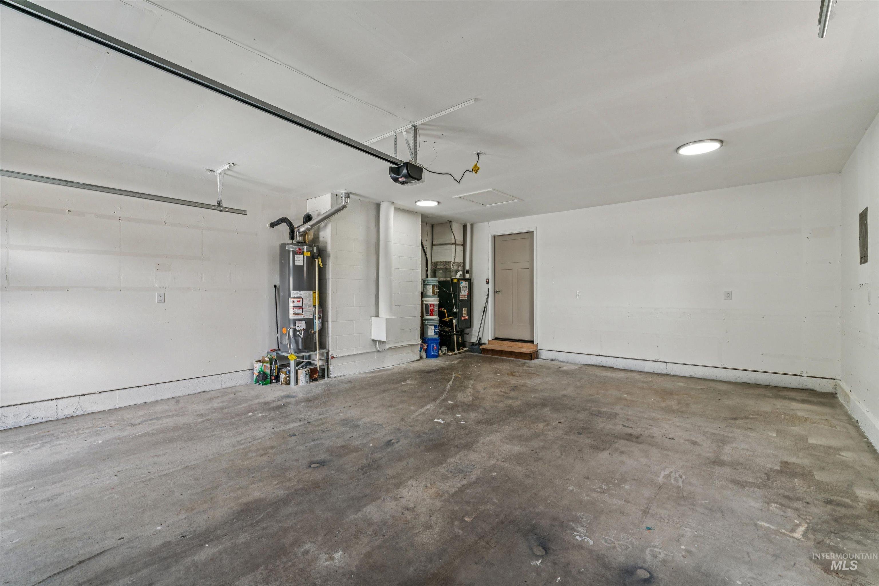 9709 W McMillan, Boise, Idaho 83704, 3 Bedrooms, 2 Bathrooms, Residential For Sale, Price $489,000, 98980140