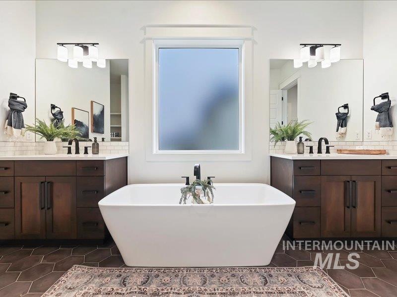 3882 W Haverhill St, Eagle, Idaho 83616, 4 Bedrooms, 3 Bathrooms, Residential For Sale, Price $999,999,MLS 98980141