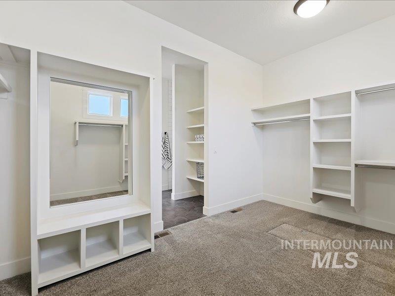 3882 W Haverhill St, Eagle, Idaho 83616, 4 Bedrooms, 3 Bathrooms, Residential For Sale, Price $999,999,MLS 98980141