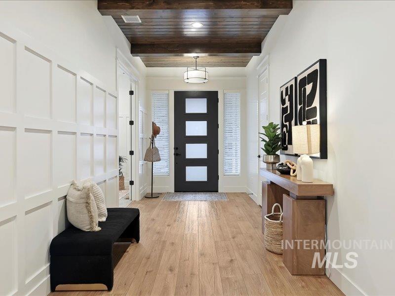 3882 W Haverhill St, Eagle, Idaho 83616, 4 Bedrooms, 3 Bathrooms, Residential For Sale, Price $999,999,MLS 98980141