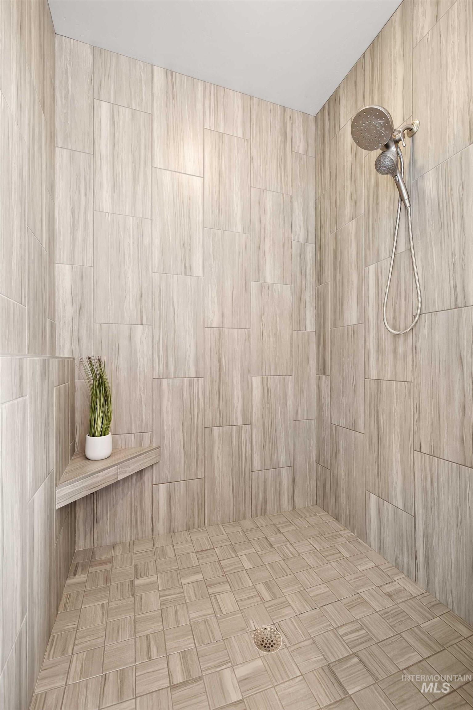 2441 Blick Lane, Twin Falls, Idaho 83301, 5 Bedrooms, 2.5 Bathrooms, Residential For Sale, Price $724,990,MLS 98980144