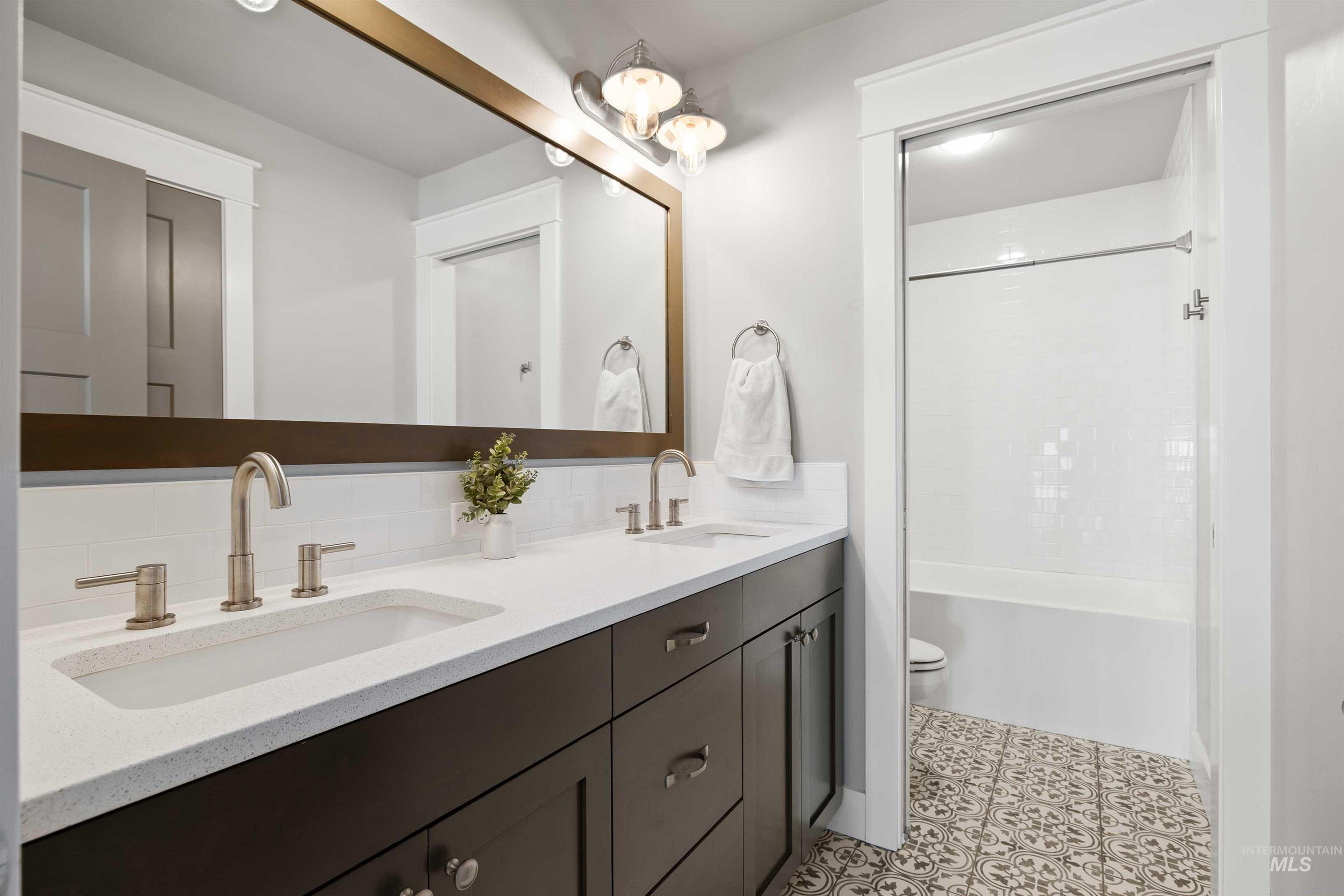 2441 Blick Lane, Twin Falls, Idaho 83301, 5 Bedrooms, 2.5 Bathrooms, Residential For Sale, Price $724,990,MLS 98980144