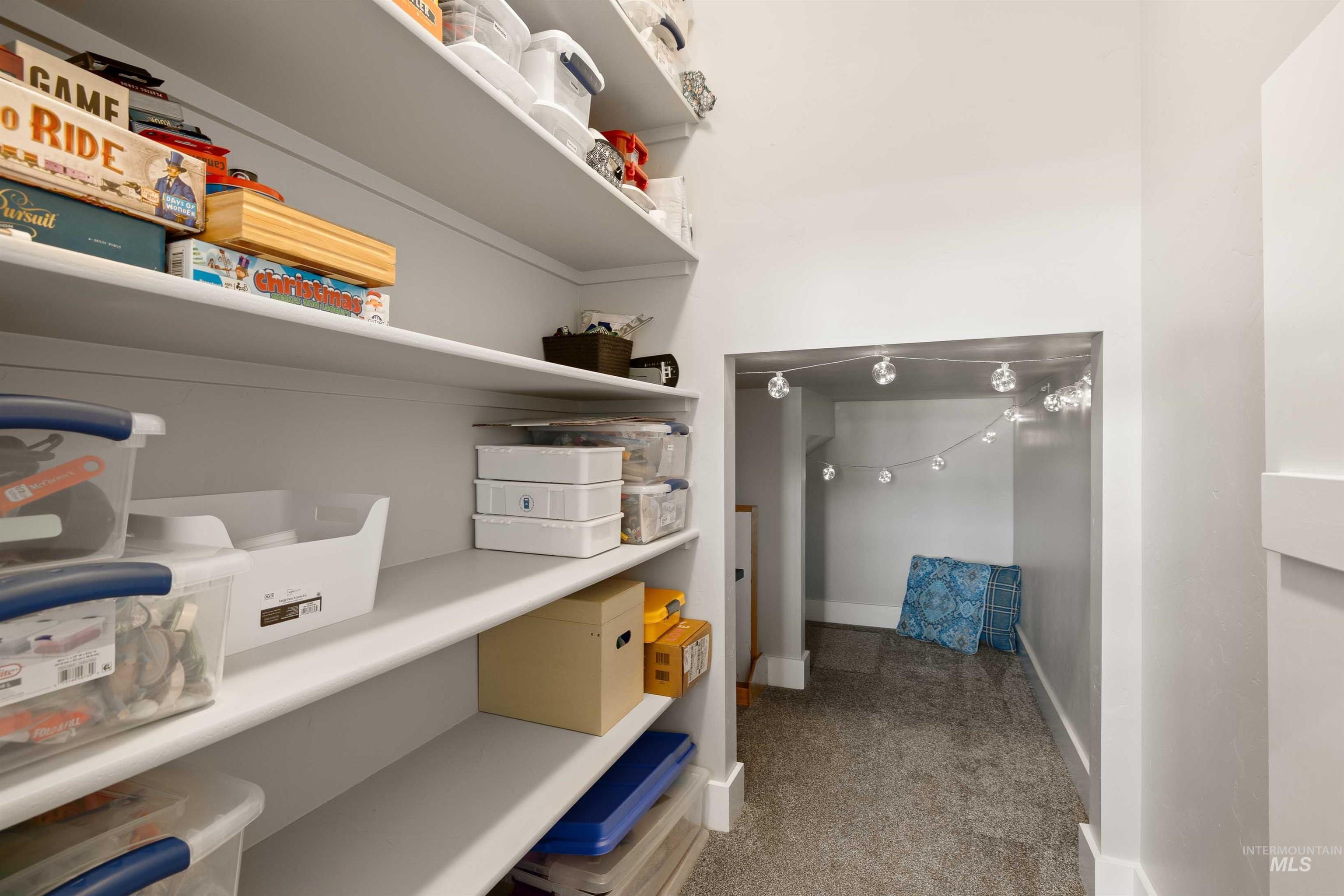 2441 Blick Lane, Twin Falls, Idaho 83301, 5 Bedrooms, 2.5 Bathrooms, Residential For Sale, Price $724,990,MLS 98980144