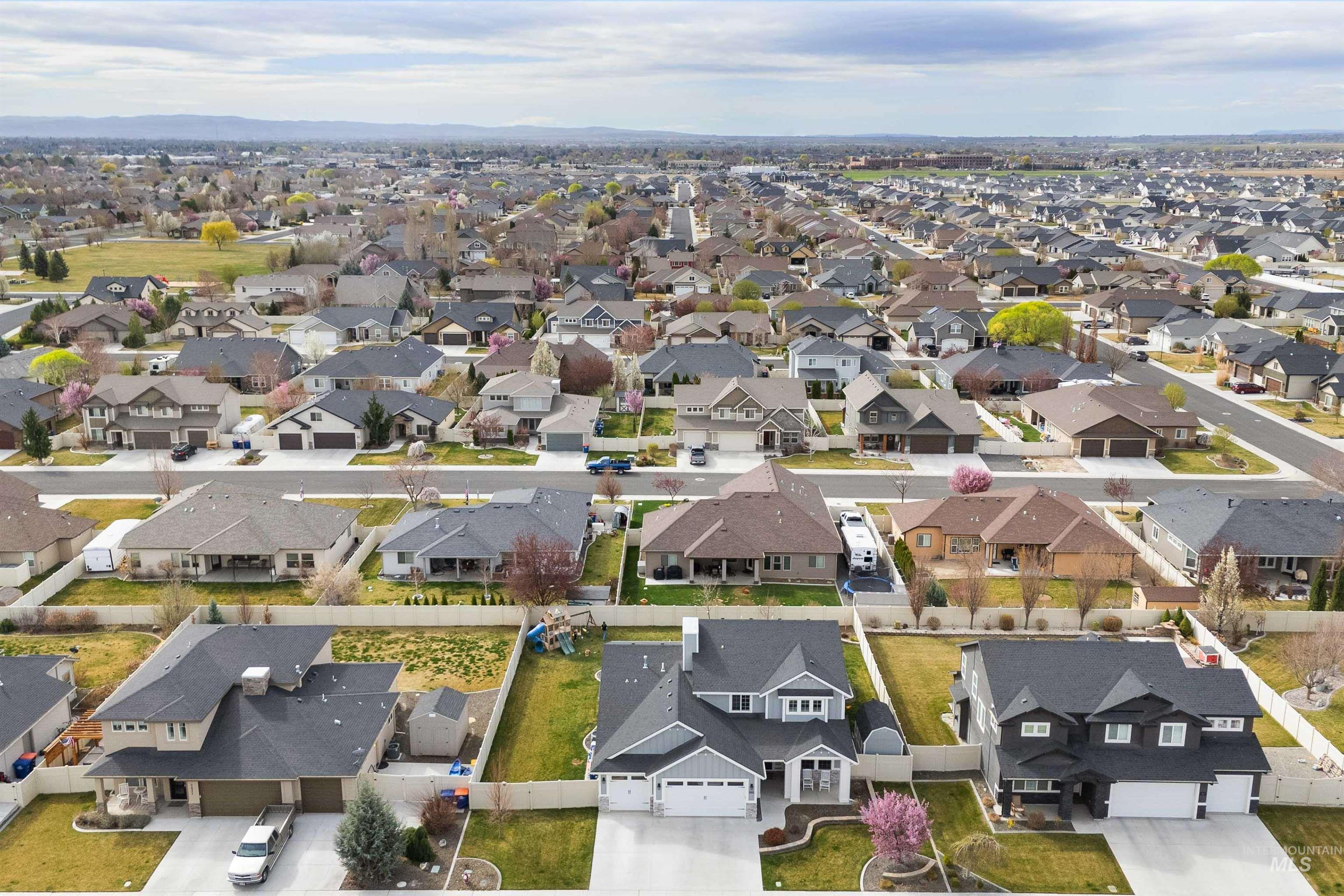 2441 Blick Lane, Twin Falls, Idaho 83301, 5 Bedrooms, 2.5 Bathrooms, Residential For Sale, Price $724,990,MLS 98980144