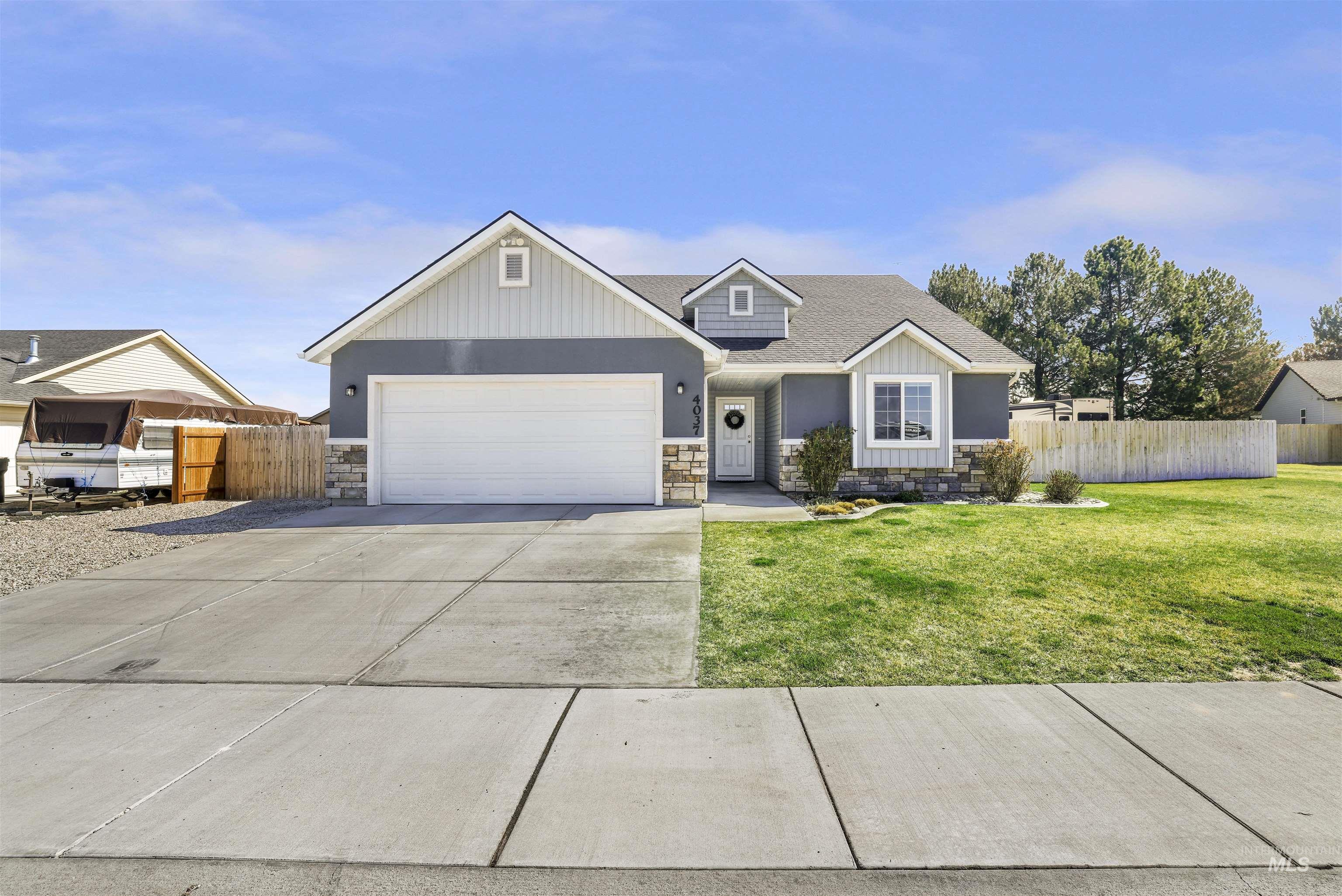 4037 N Blue Cascade Ct E, Buhl, Idaho 83316, 3 Bedrooms, 2 Bathrooms, Residential For Sale, Price $385,000,MLS 98980146