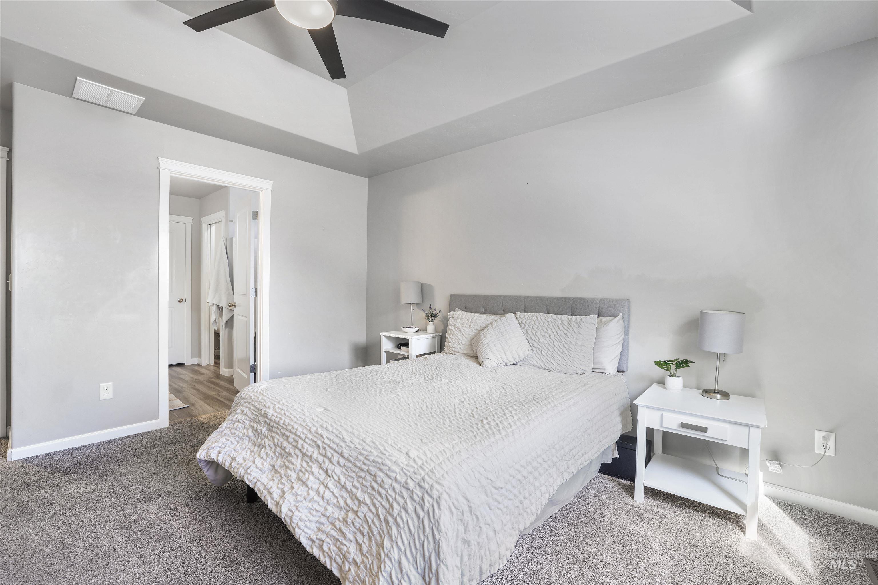 4037 N Blue Cascade Ct E, Buhl, Idaho 83316, 3 Bedrooms, 2 Bathrooms, Residential For Sale, Price $385,000,MLS 98980146