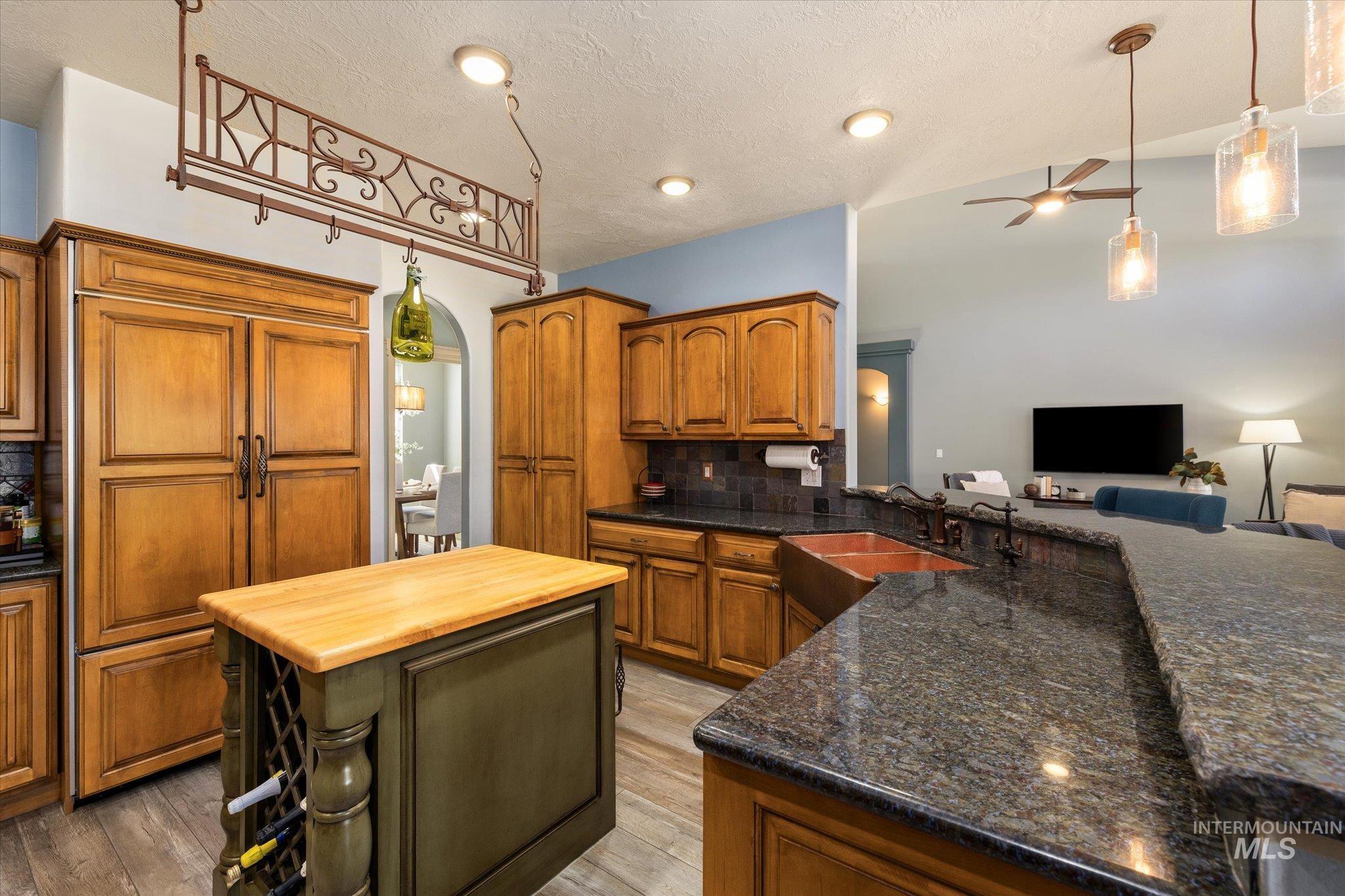 9802 W Big Springs Blvd., Boise, Idaho 83714, 4 Bedrooms, 3 Bathrooms, Residential For Sale, Price $999,999,MLS 98980147